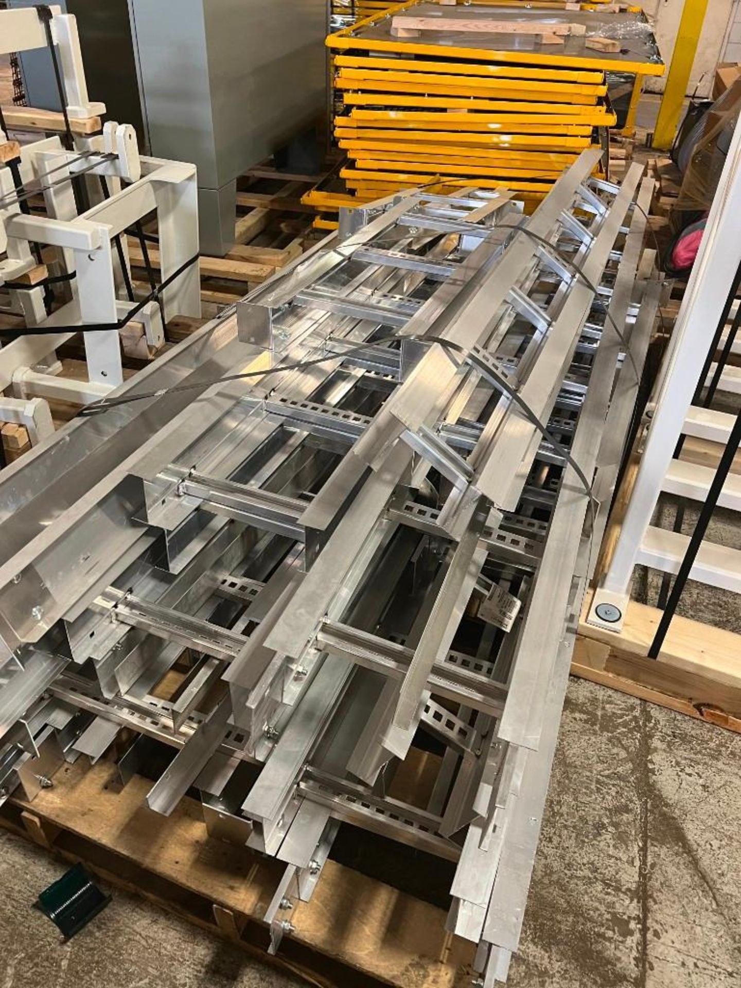 Lot of *NEW* Aluminum Wire Trays