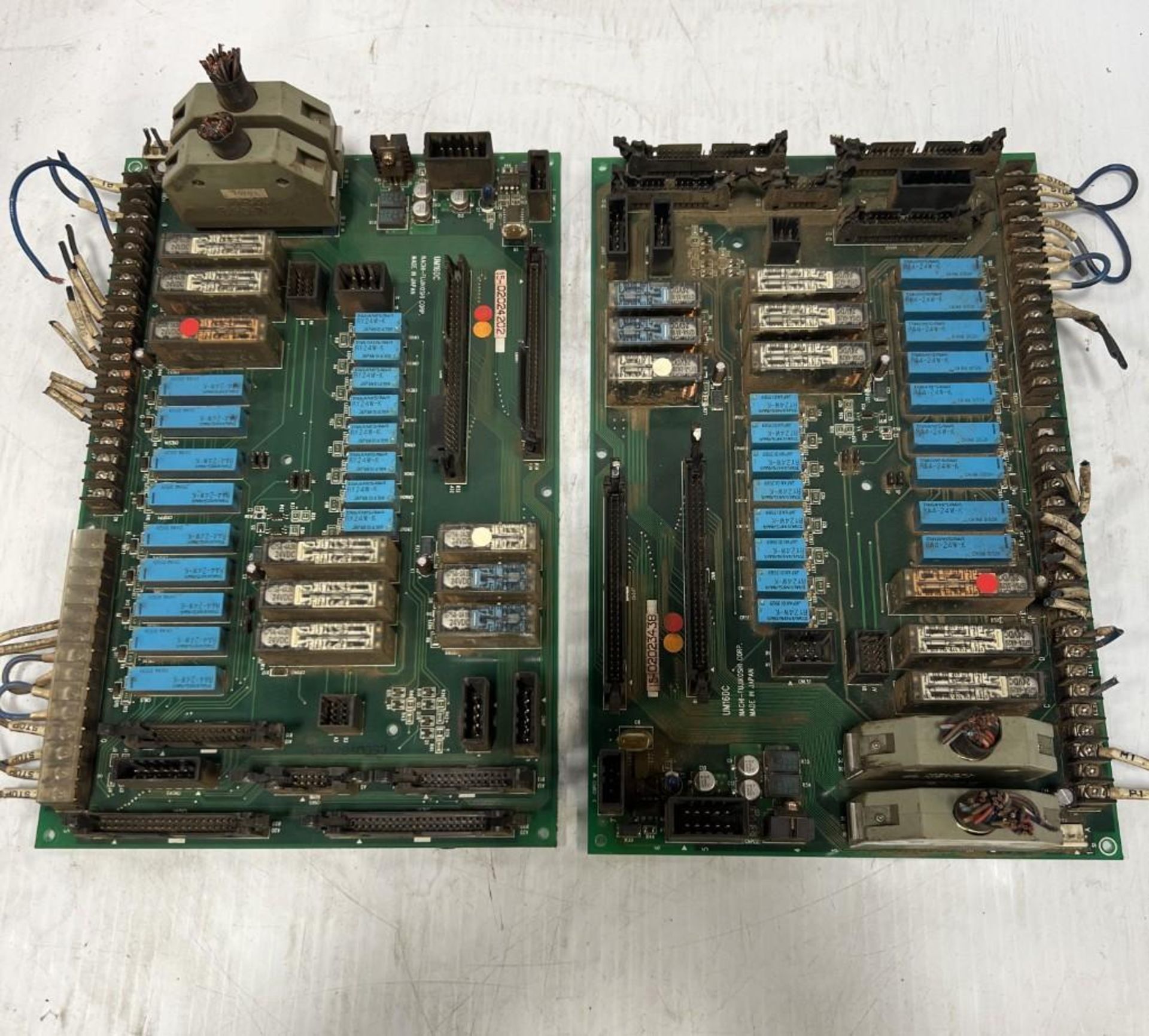 Lot of (2) Nachi #UM160C Circuit Boards