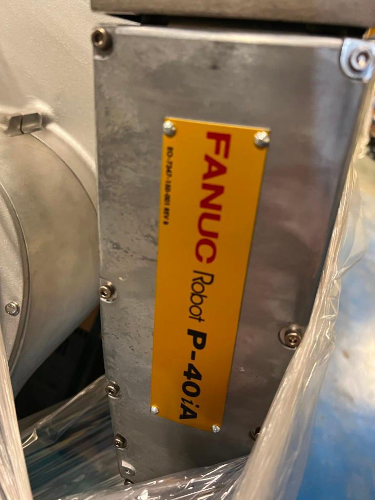 *2022* Fanuc P-40iA Painting Robot with 30iB Controller - Image 2 of 7