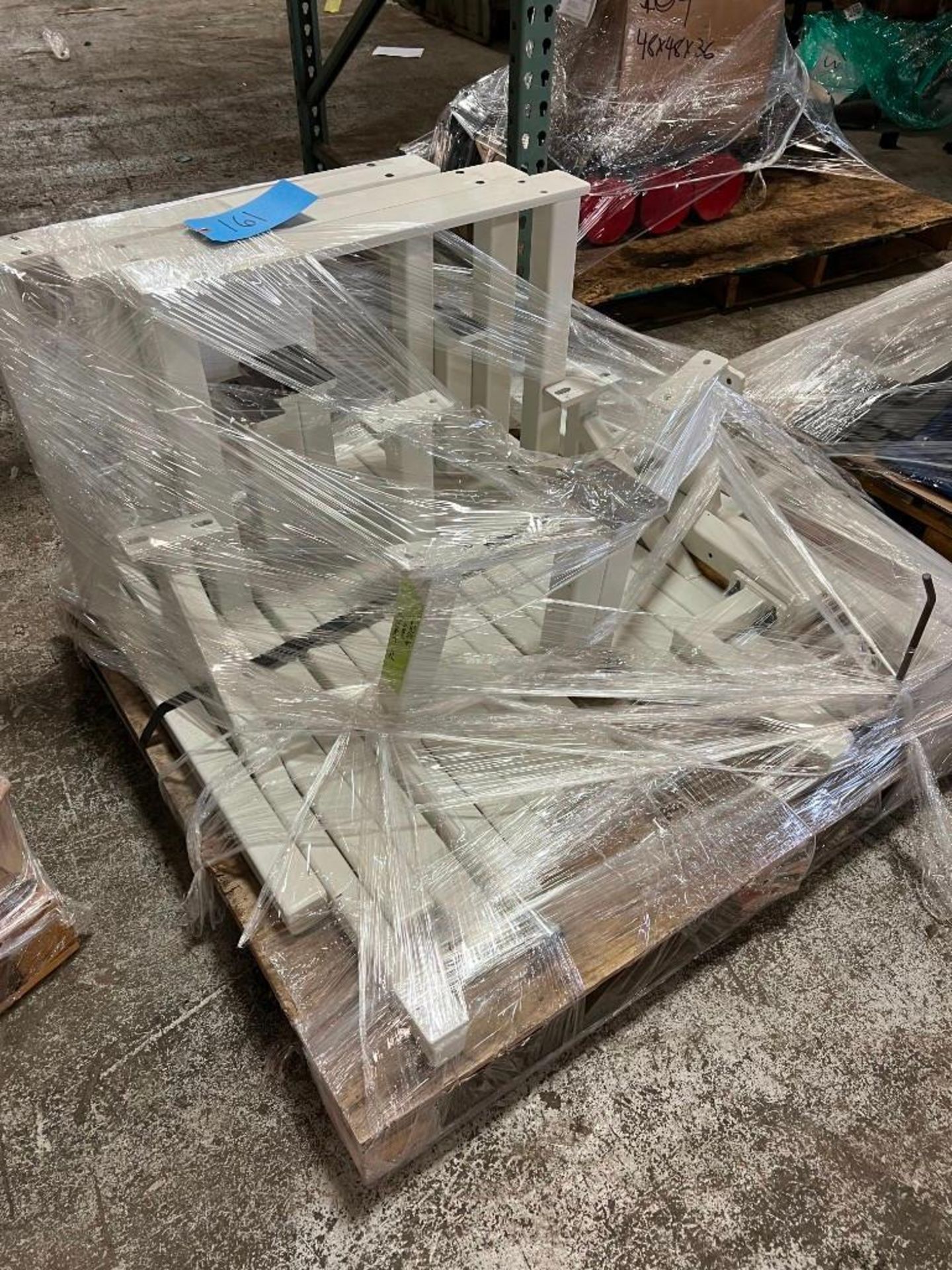 Lot of *NEW* Steel Pedestals