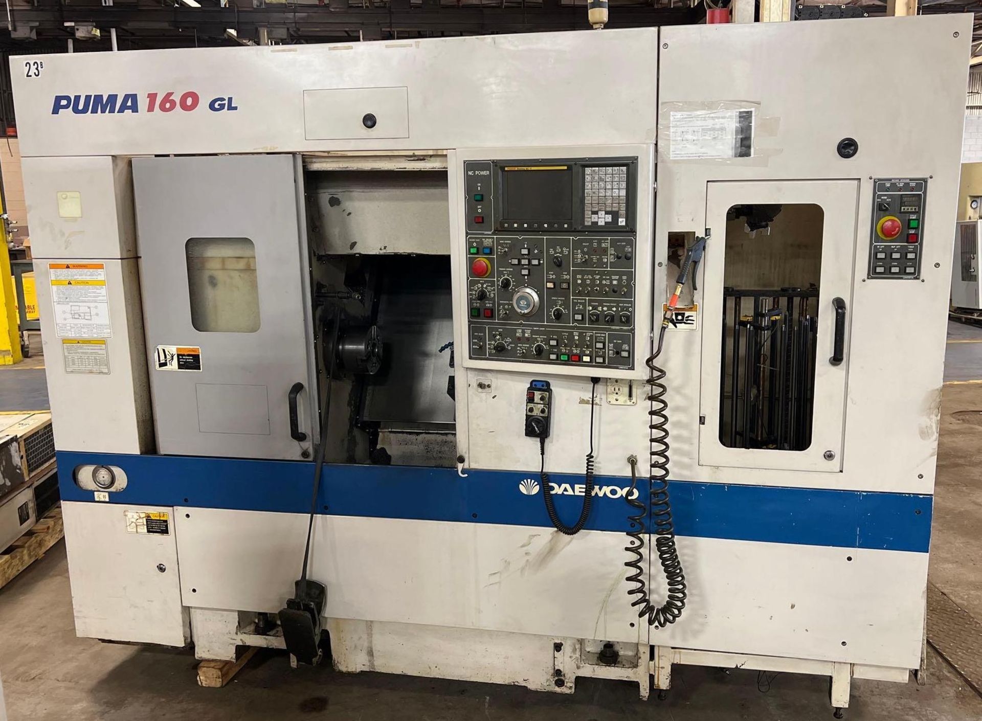 2002 Daewoo Puma 160 CNC Lathe w/ Loader