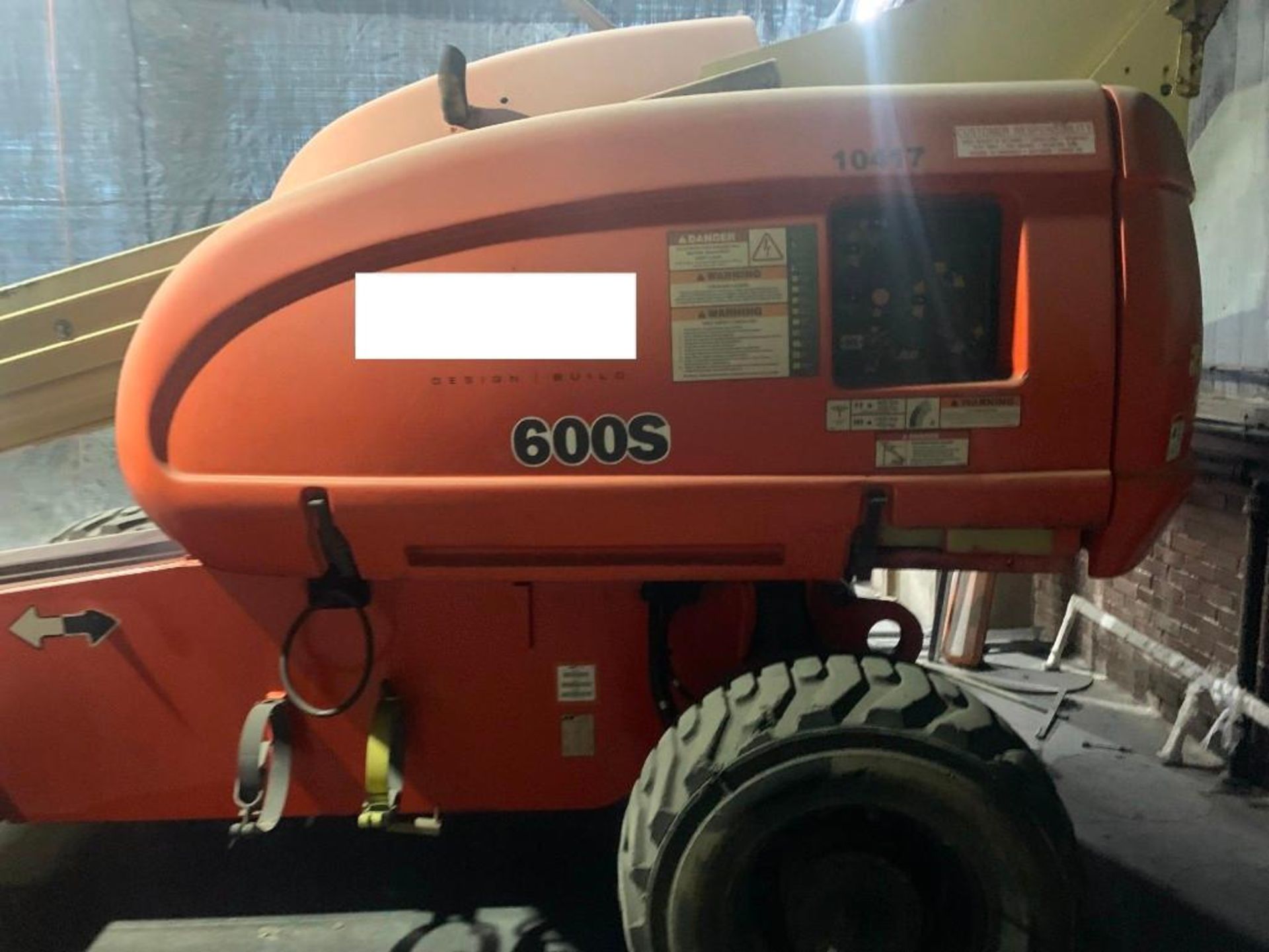 JLG Telescoptic Lift Model # 600S - Image 3 of 5