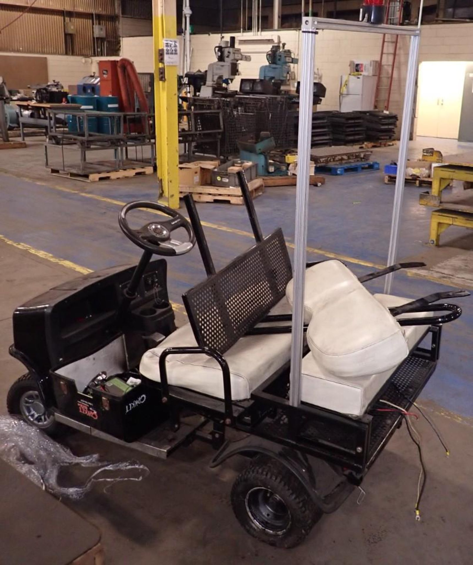 Location Muskegon, MI (BTM Consignment Warehouse) Loading Fee 15