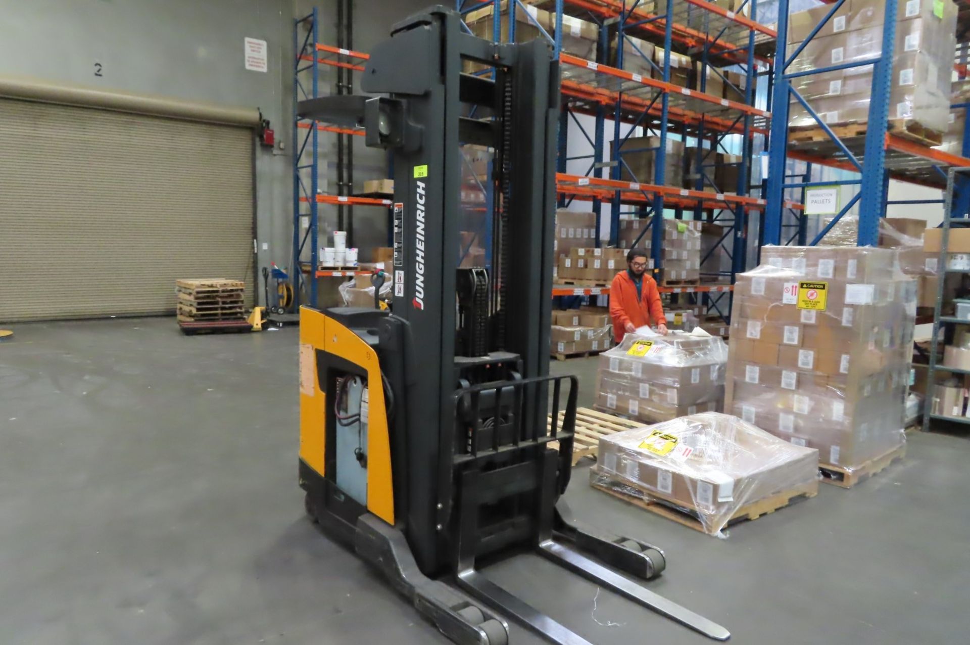 Electric Reach Truck - Image 2 of 7