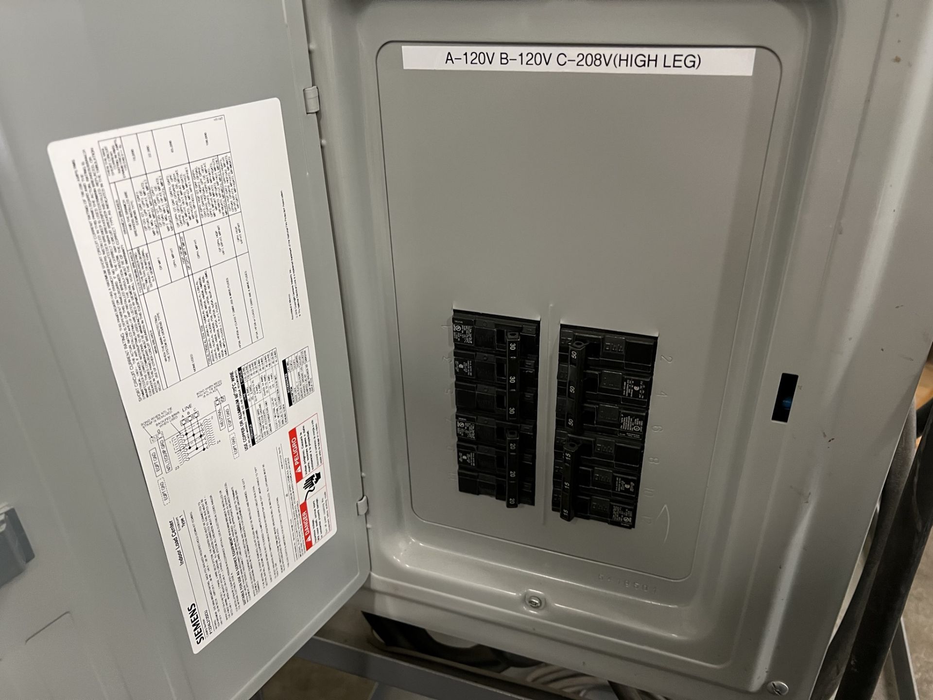 Step Down Transformer Cart - Image 4 of 5