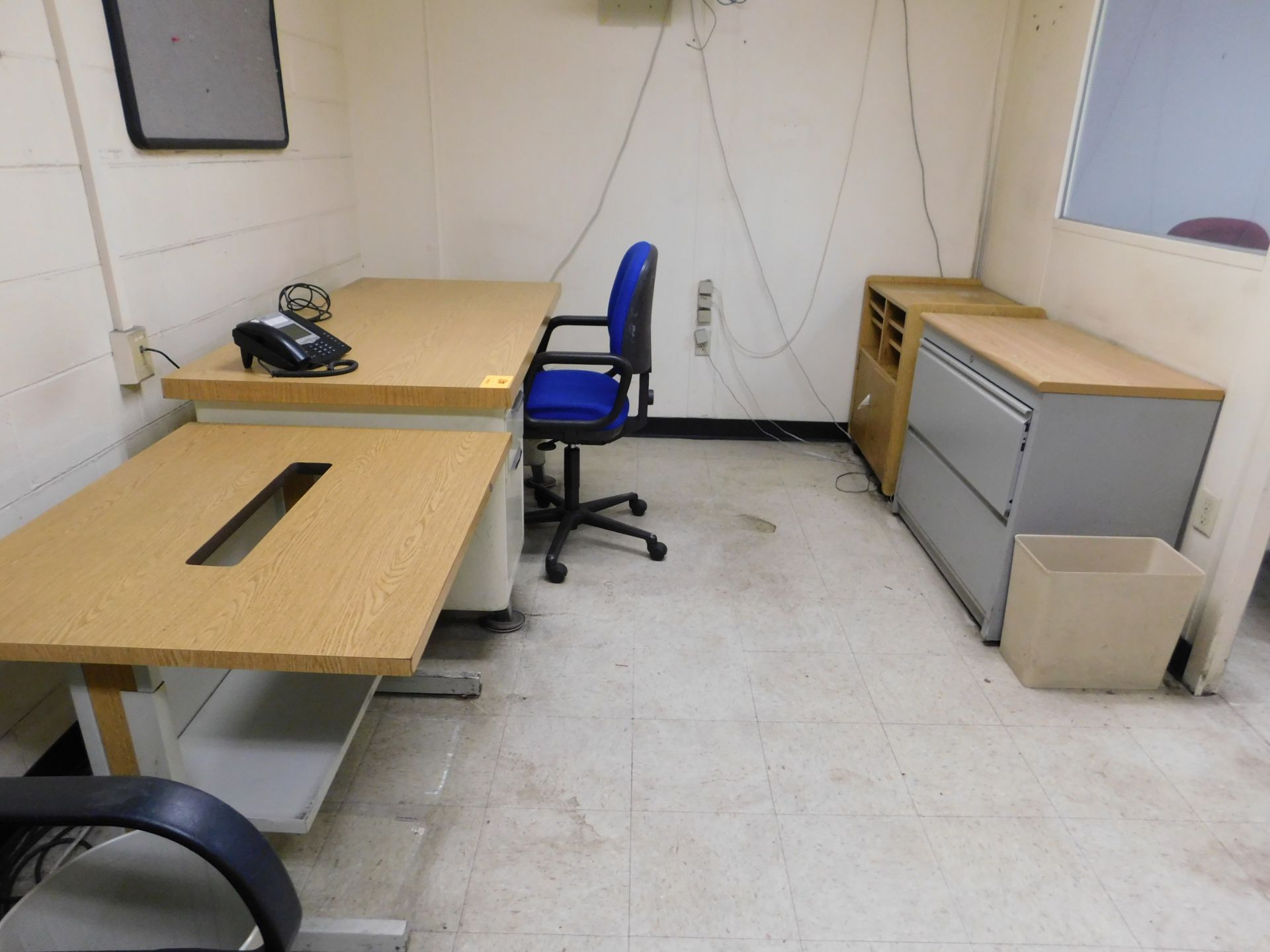 Office Furniture - Image 2 of 5