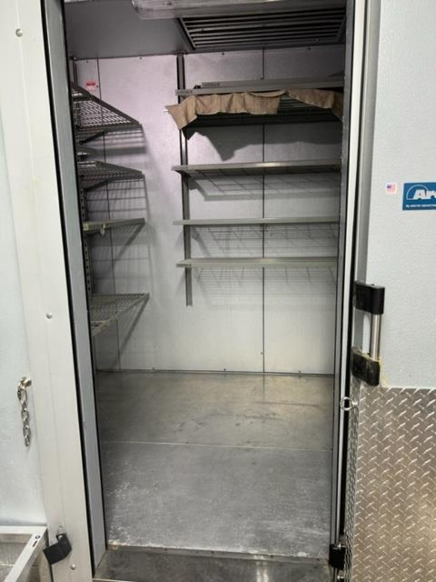 Arctic Double Refrigerator/Freezer Walk In Box with (2) Sliding Doors, Refrigeration: 9-1/2 x 12 x - Image 4 of 7