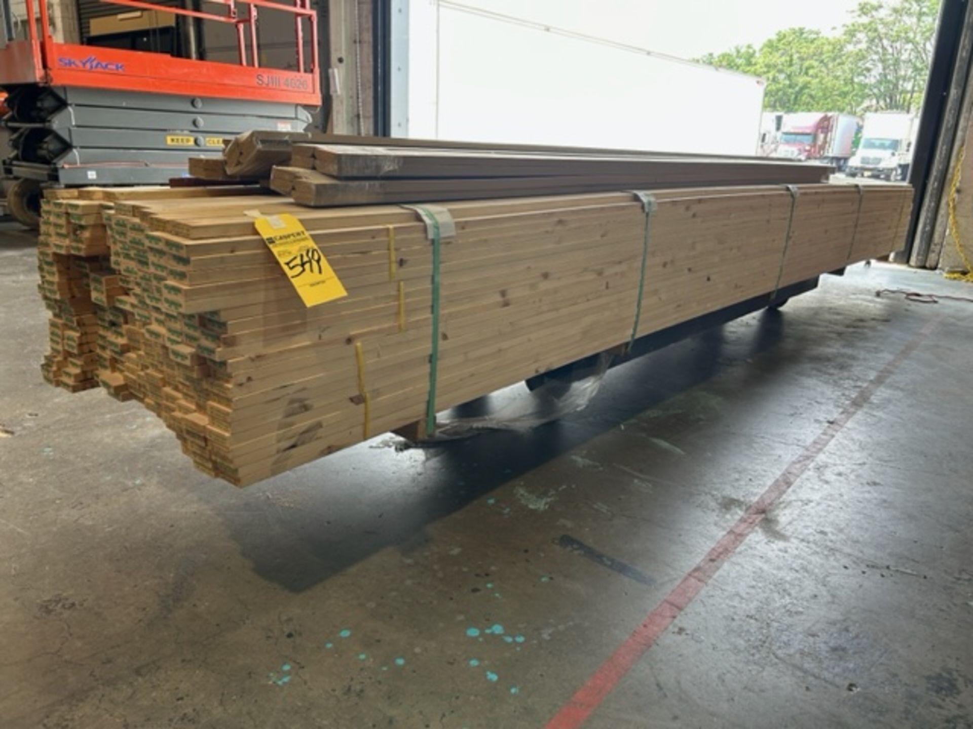 LOT Lumber 16' 1"x3"