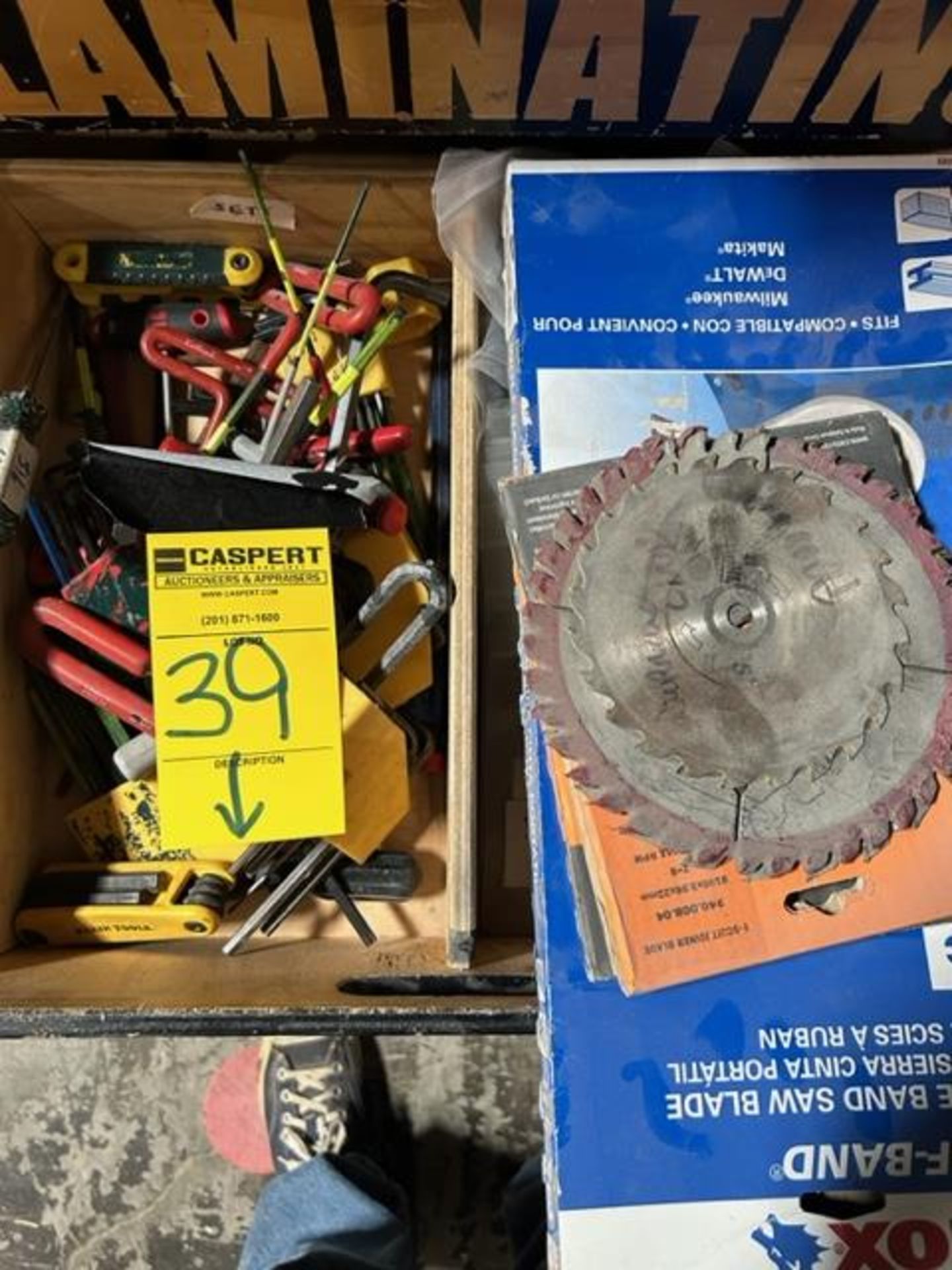 LOT - Assorted Tooling