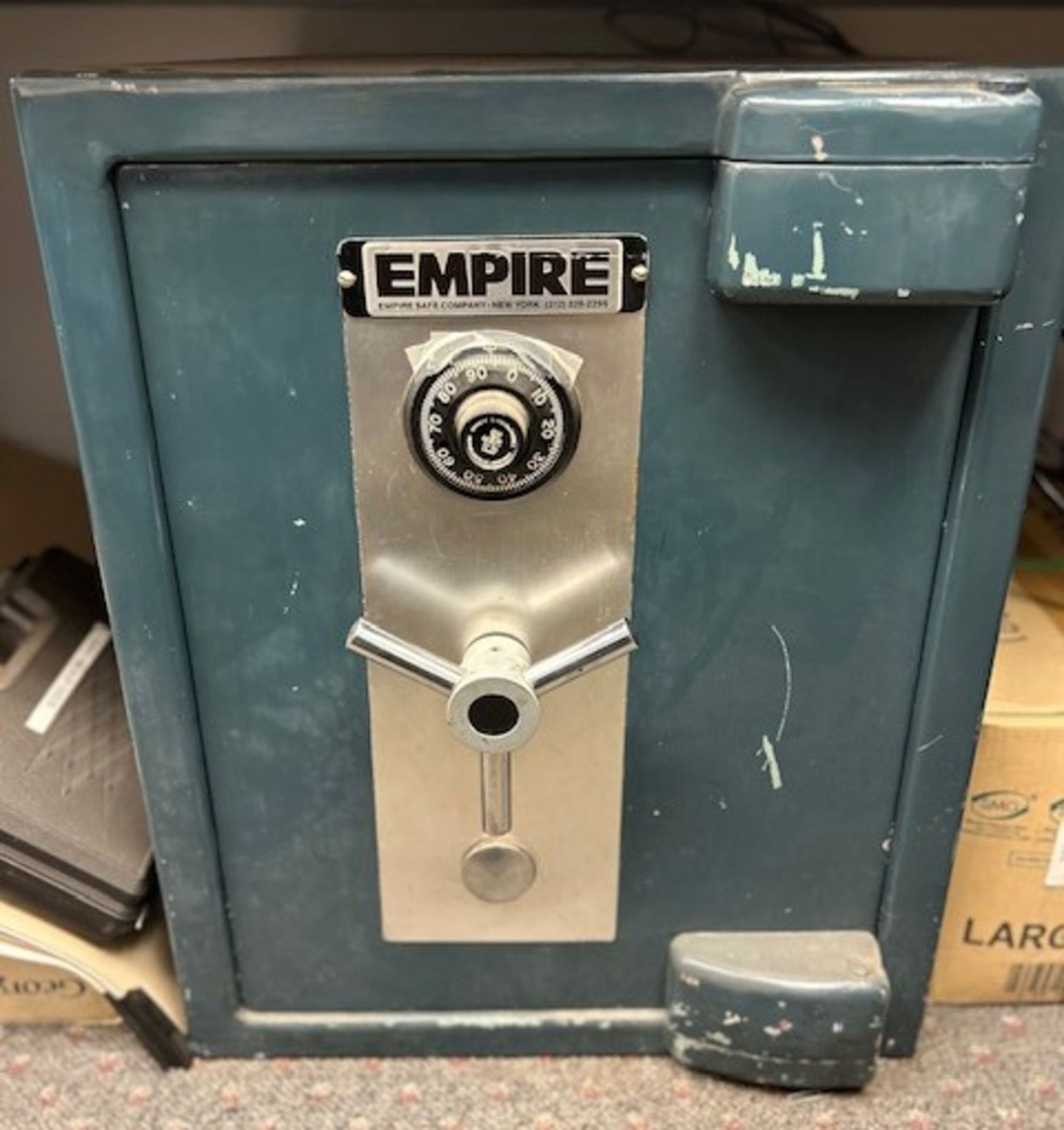 Empire Jewelers Safe (with Combination)