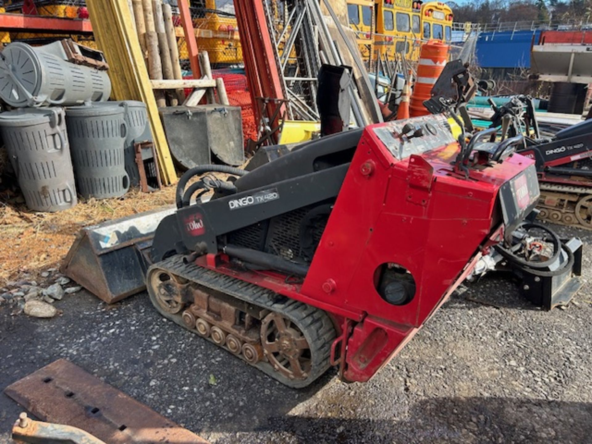 Toro Dingo TX-420 Compact Utility Loader with Extra Plow & Bucket - Image 6 of 6