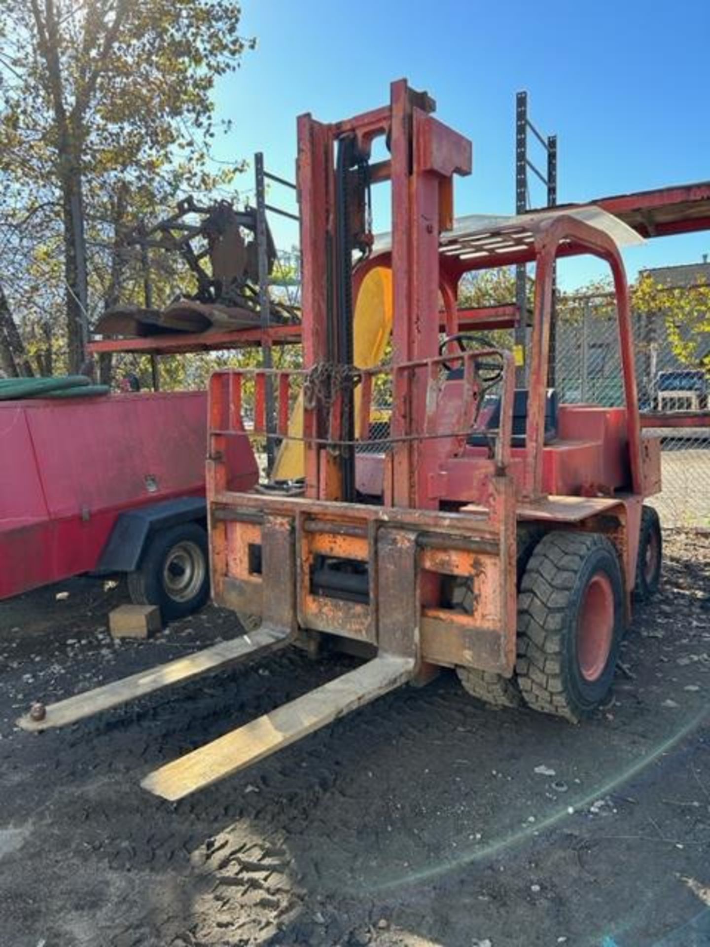 CAT V80E Gas Powered Fork Lift - Image 5 of 8