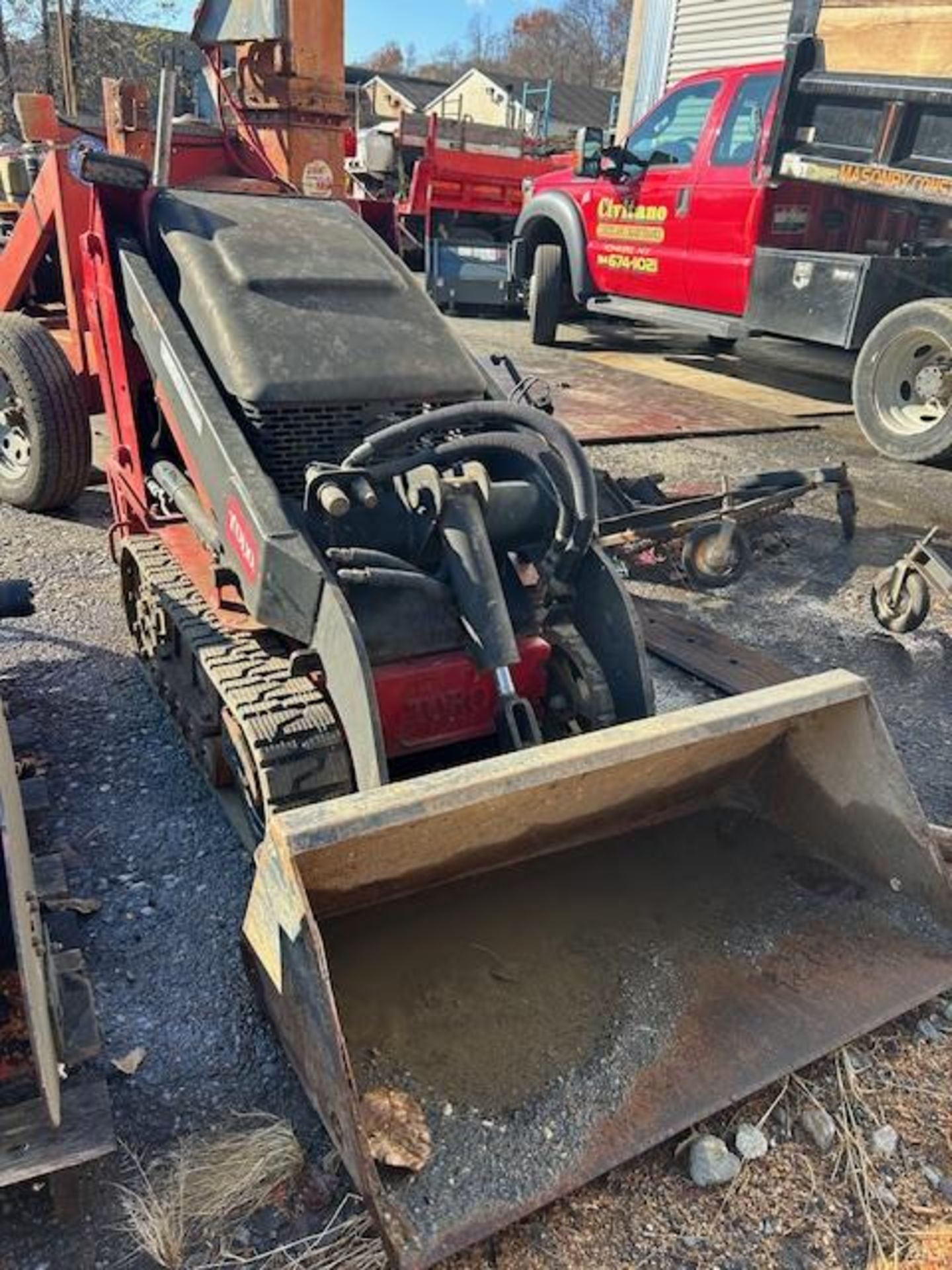 Toro Dingo TX-420 Compact Utility Loader with Extra Plow & Bucket - Image 3 of 6