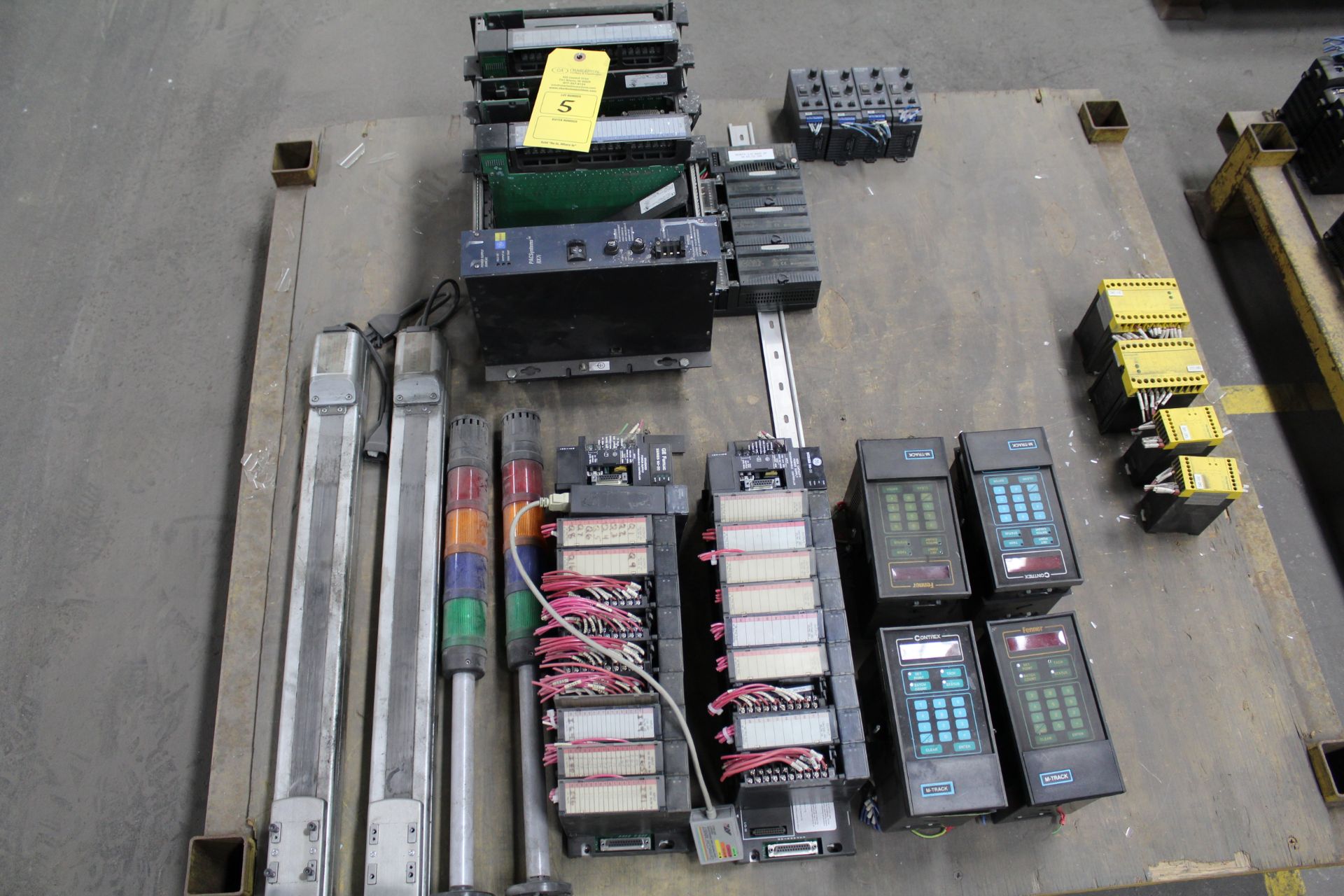 PALLET WITH PACSYSTEMS RX7I POWER SUPPLY; (2) GE FANUC SERIES 90-30 POWER SUPPLY; (4) FENNER CONTREX