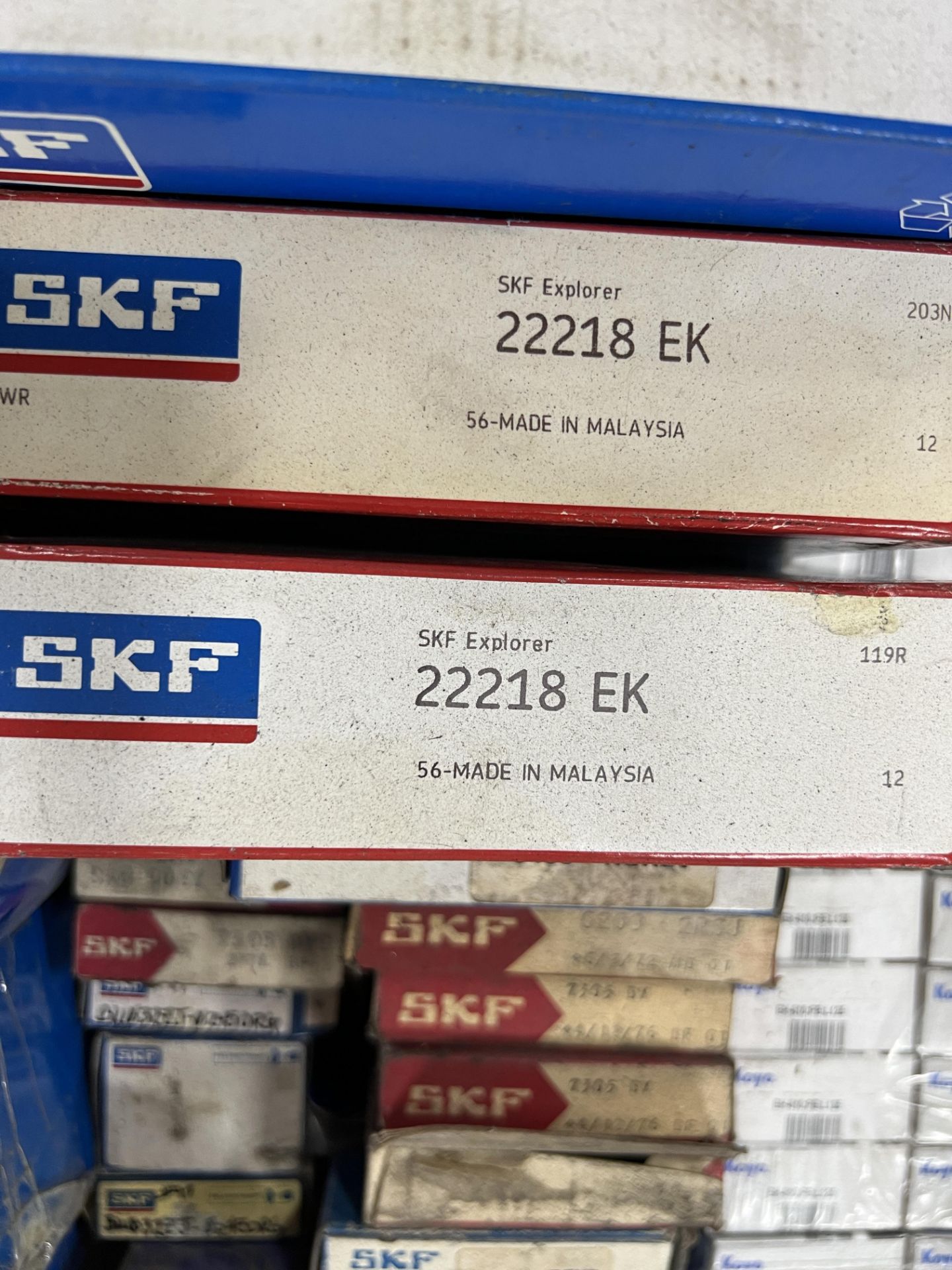 PALLET WITH VARIOUS SIZE MRC KOYO AND SKF BEARINGS - Image 2 of 15