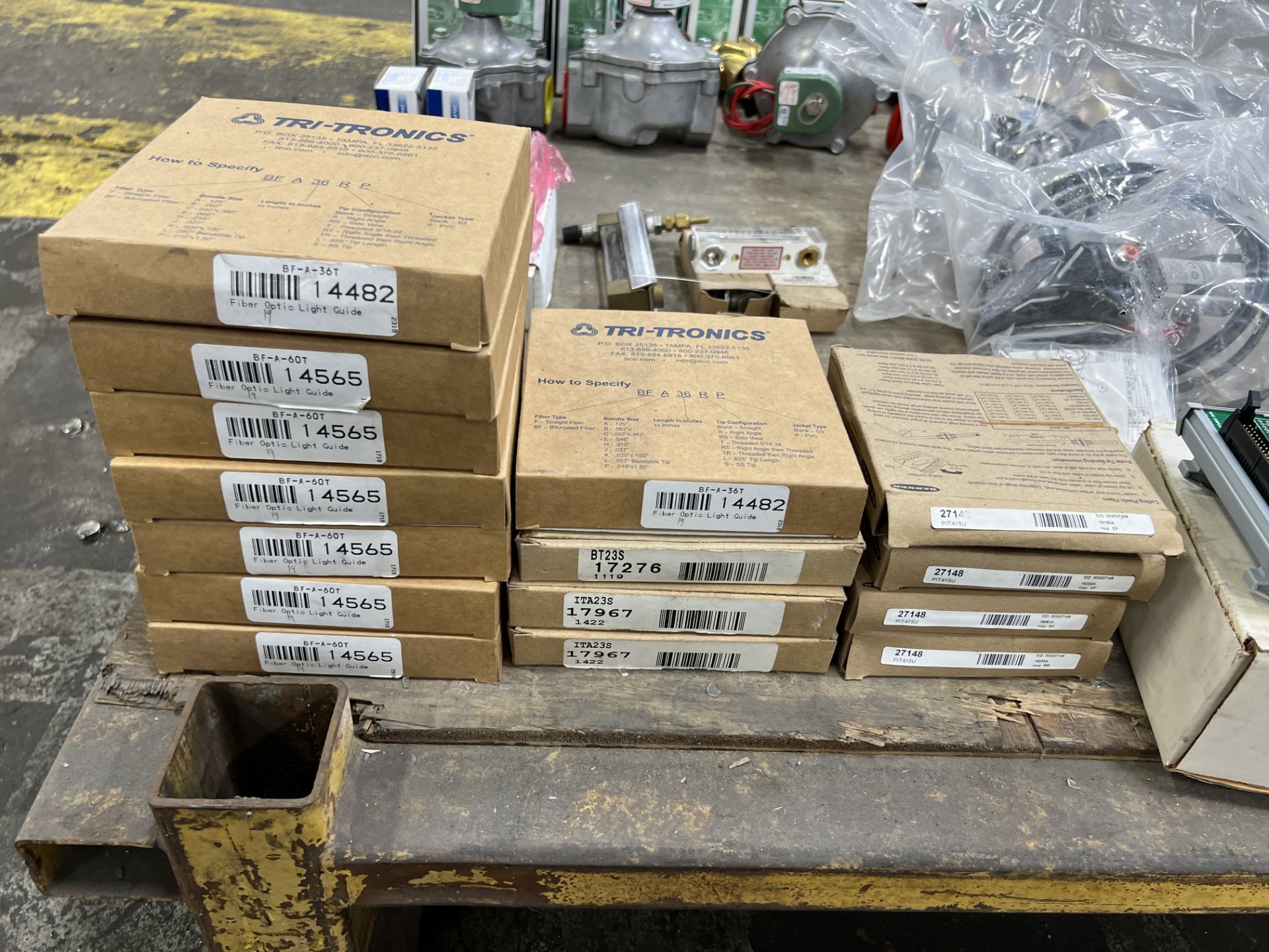 PALLET WITH ASCO REDHAT VALVES; TRI-TRONICS 14565 SENSORS; FLOW METERS; TERMINAL; ITW 100055 - Image 8 of 8
