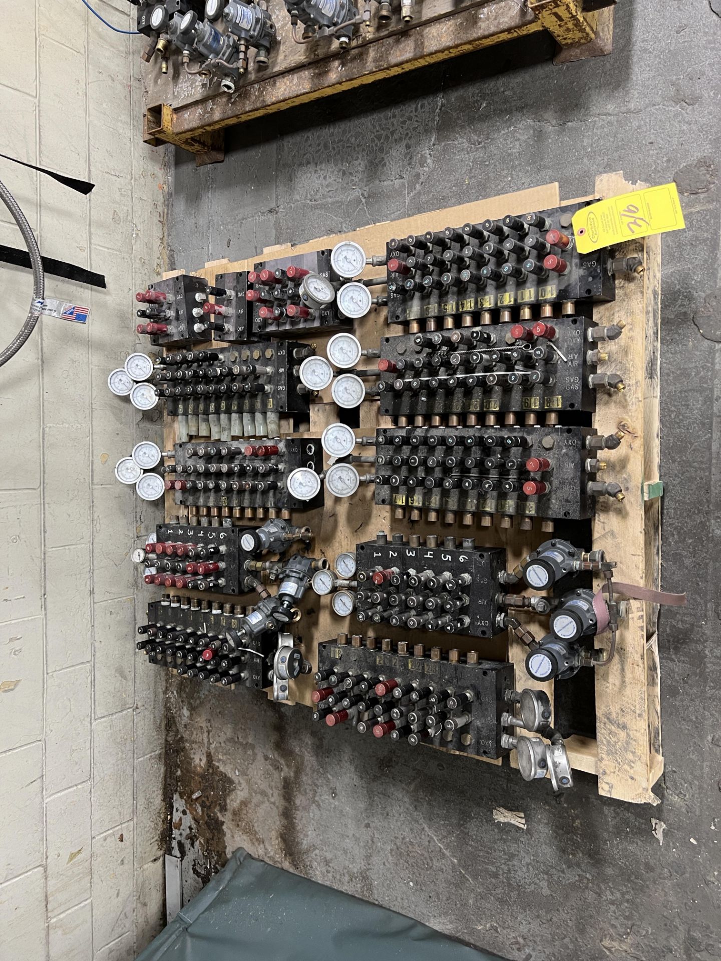 PALLET WITH (12) MANIFOLDS; CONTROL AIR VALVES; ASHCROFT GAUGES
