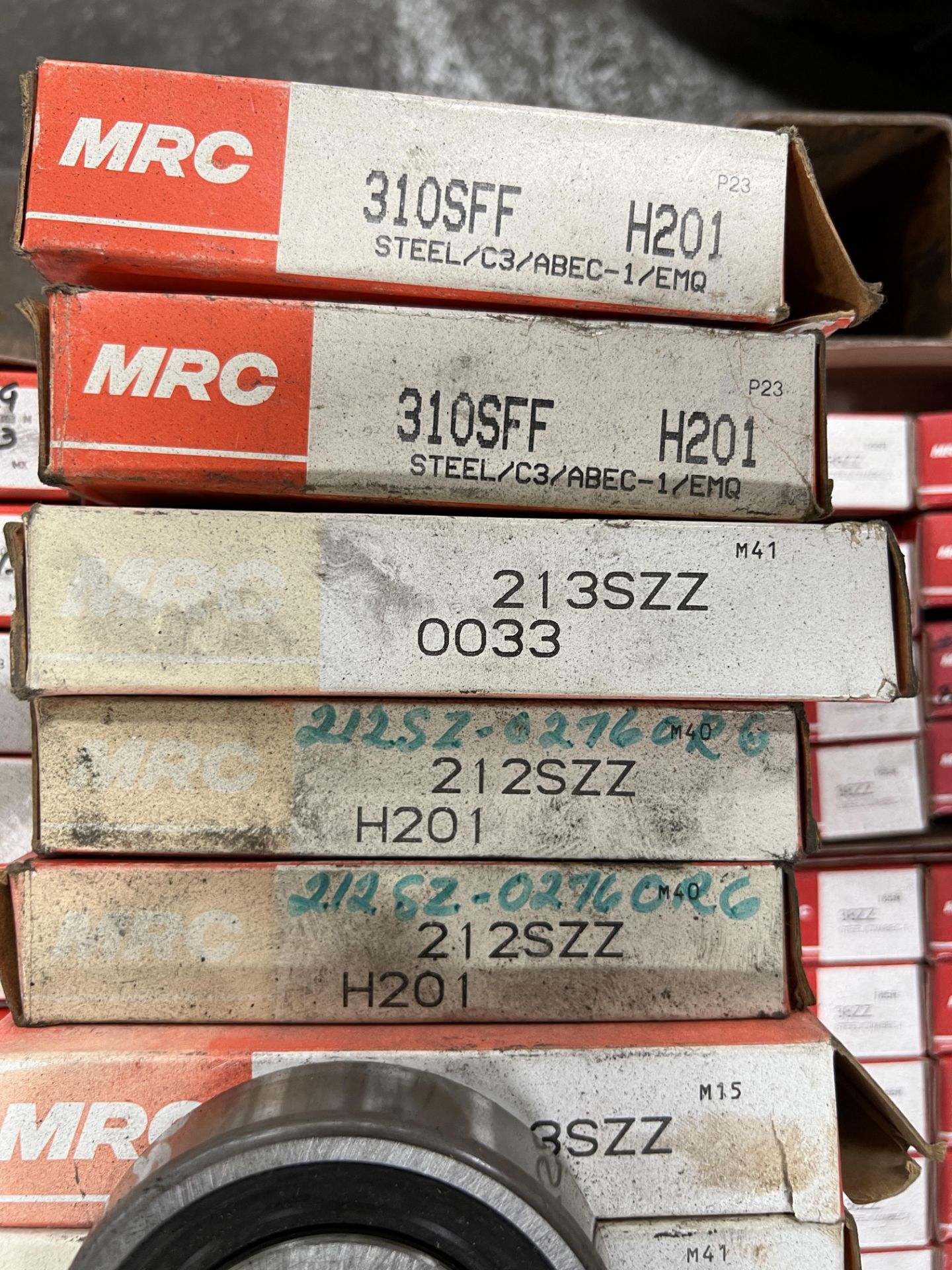 PALLET WITH VARIOUS SIZE MRC KOYO AND SKF BEARINGS - Image 12 of 15