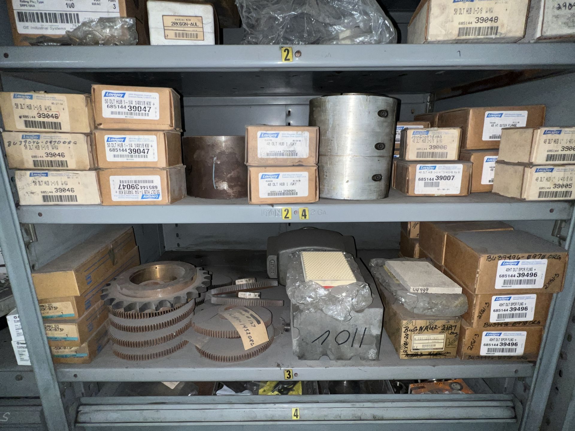 CONTENTS OF SHELVES: CAM FOLLOWERS; VACUUM GAUGES; INDEXERS; BREAKERS - Image 13 of 13