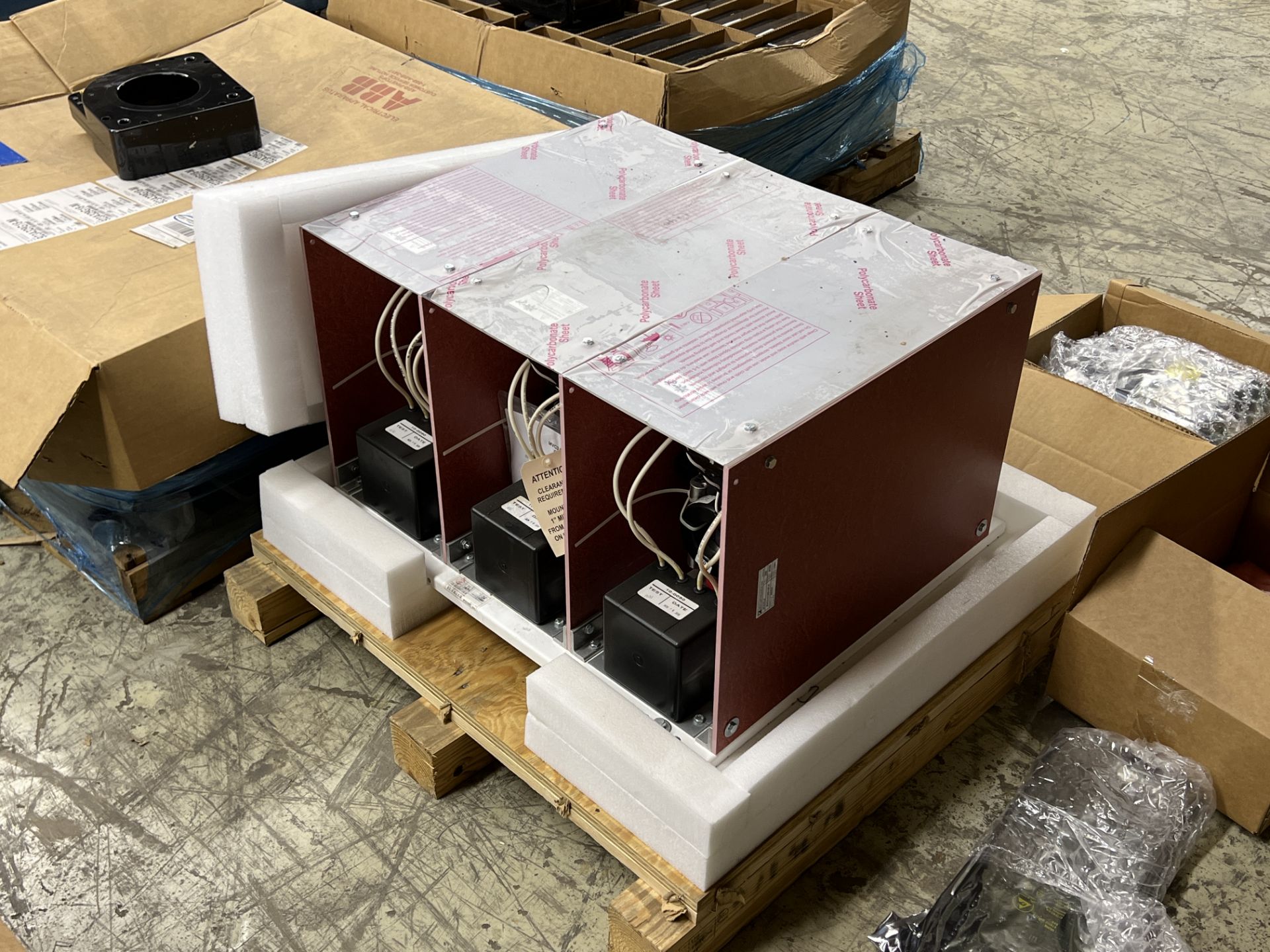 MOTORTRONICS SOFT-START MOTOR CONTROLLER WITH PARTS MODEL # MVC4-23200-ABB-6; 200 AMPS; 120 V - Image 2 of 3