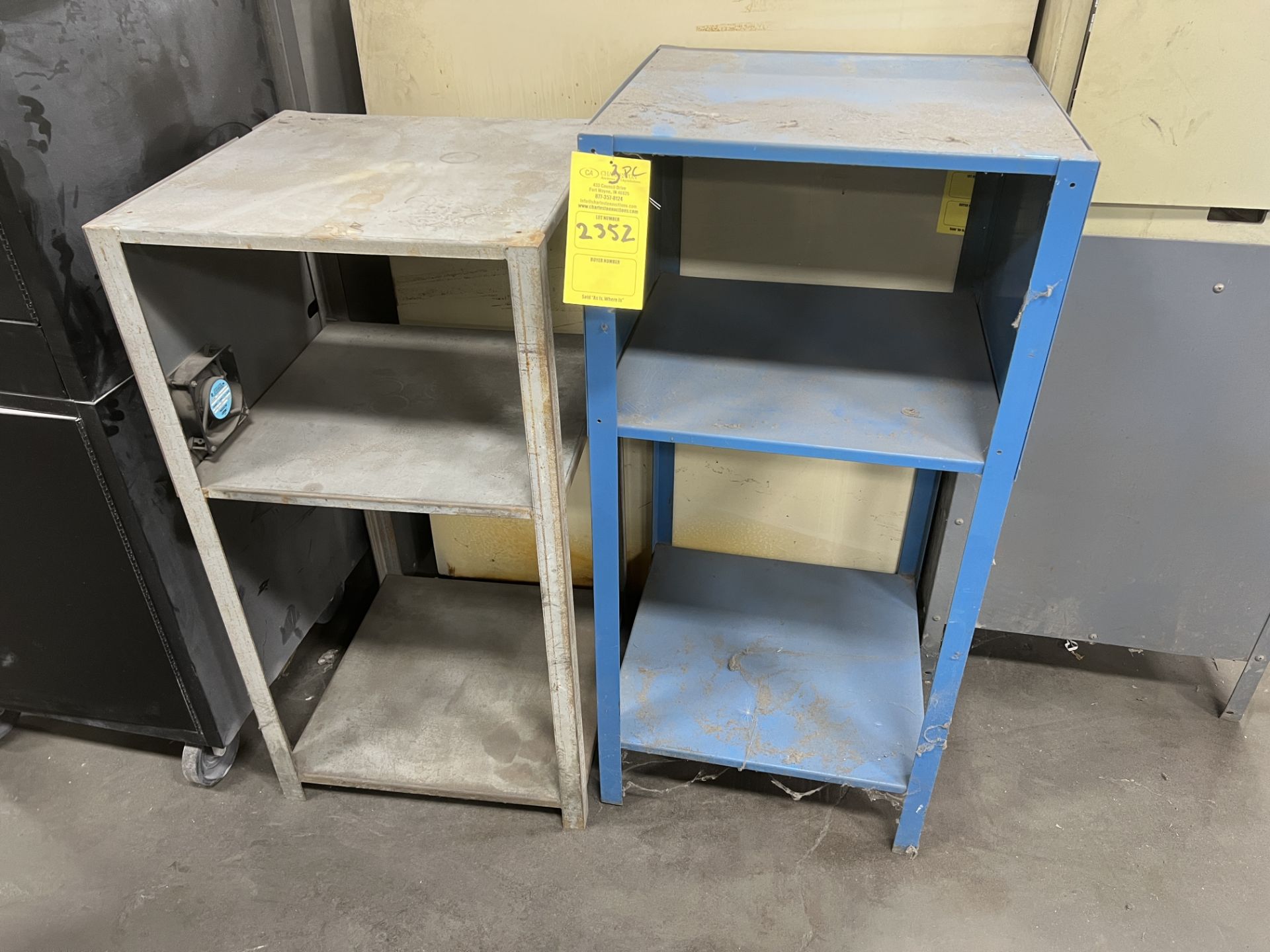 (2) STEEL STANDS