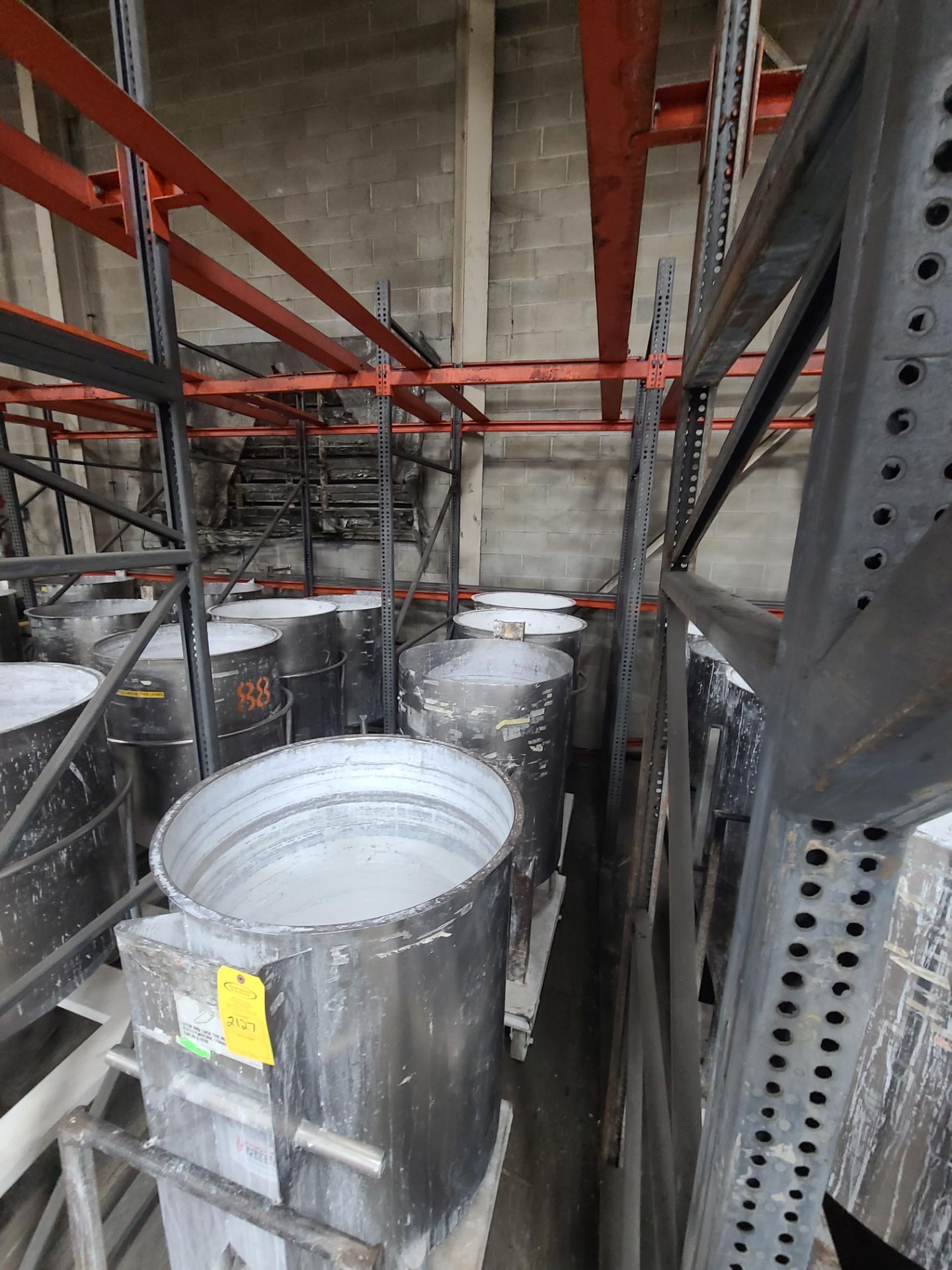 (4) STAINLESS STEEL MIXING TANKS 100-125 GALLON - Image 2 of 2