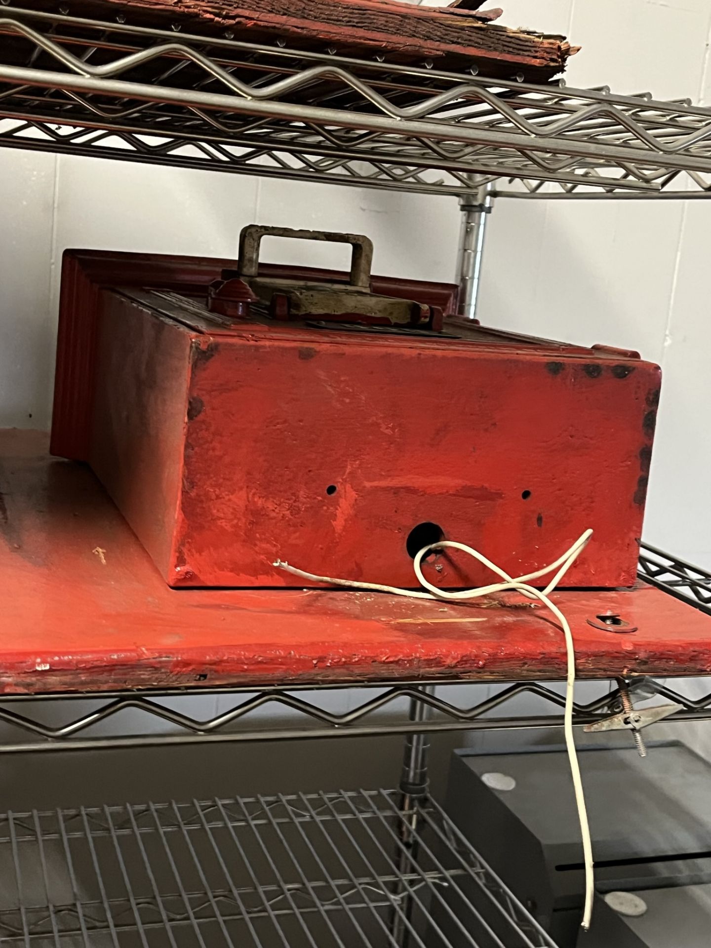 (2) VINTAGE FIRE ALARM STATION BOXES - Image 3 of 3