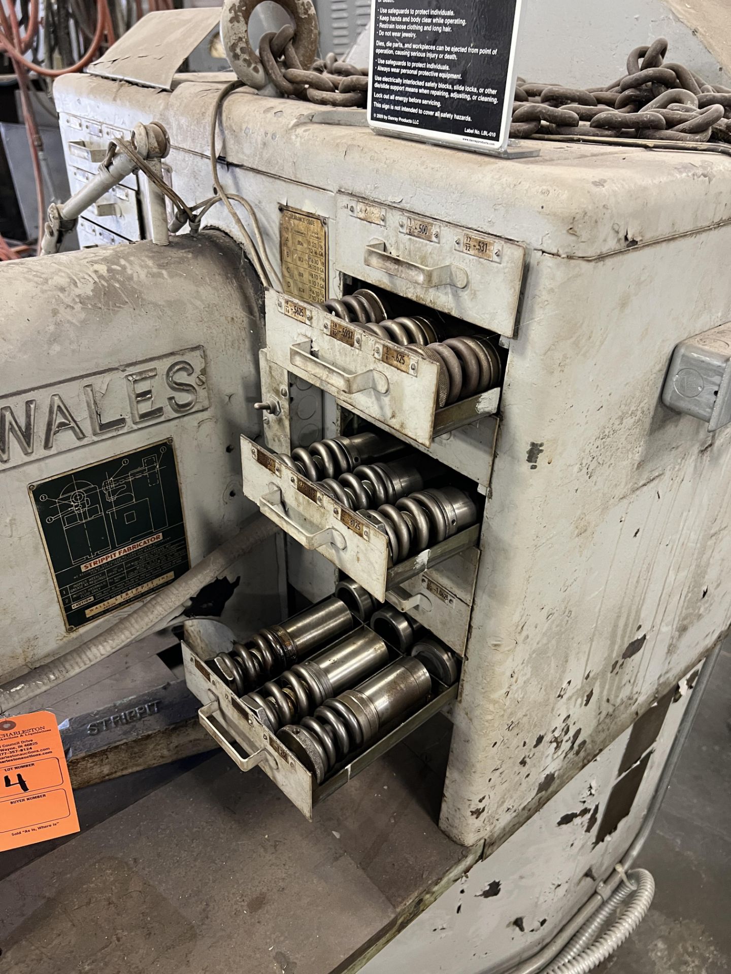 WALES SHEET METAL FABRICATOR SERIAL # 79532657 WITH COLLETS AND TOOLING - Image 3 of 6