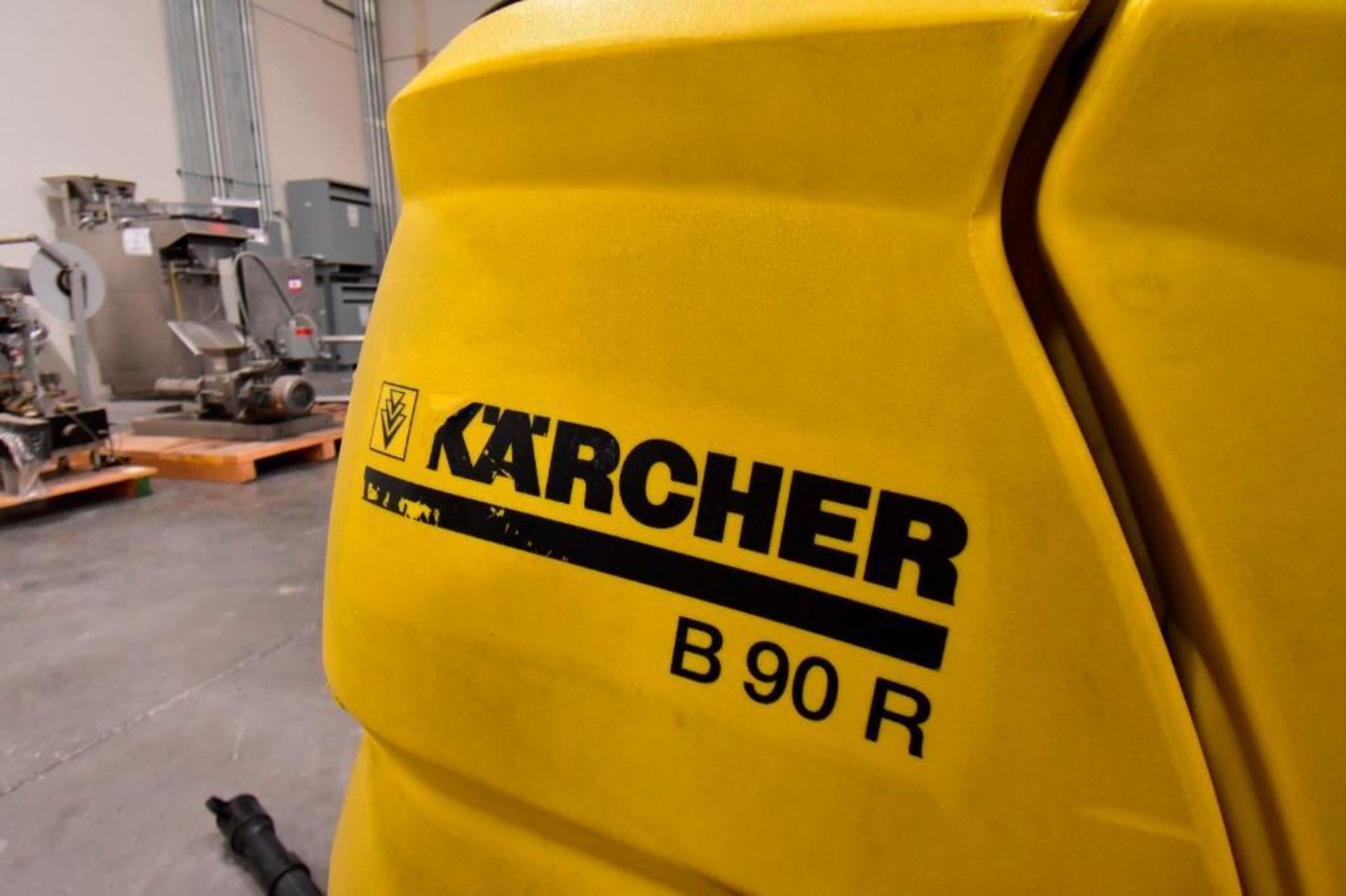 Karcher Floor Scrubber B90R - Image 3 of 8