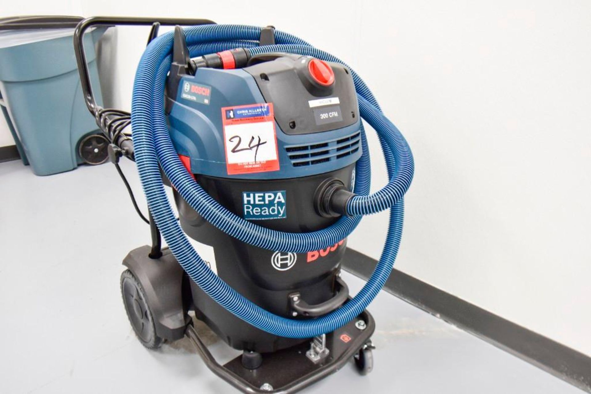 Bosch HEPA Vacuum GAS20-17A - Image 4 of 5