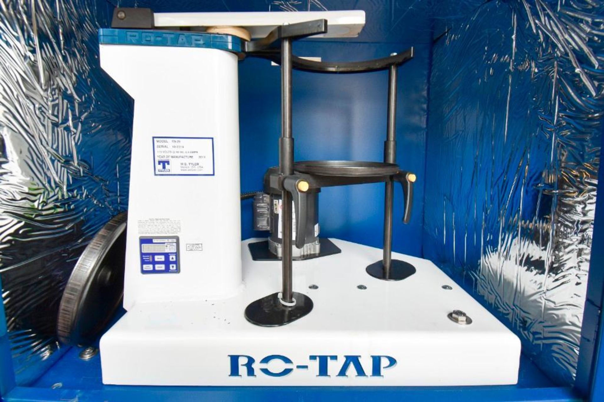 Rotap RX-29 Separator w/ Sound enclosure