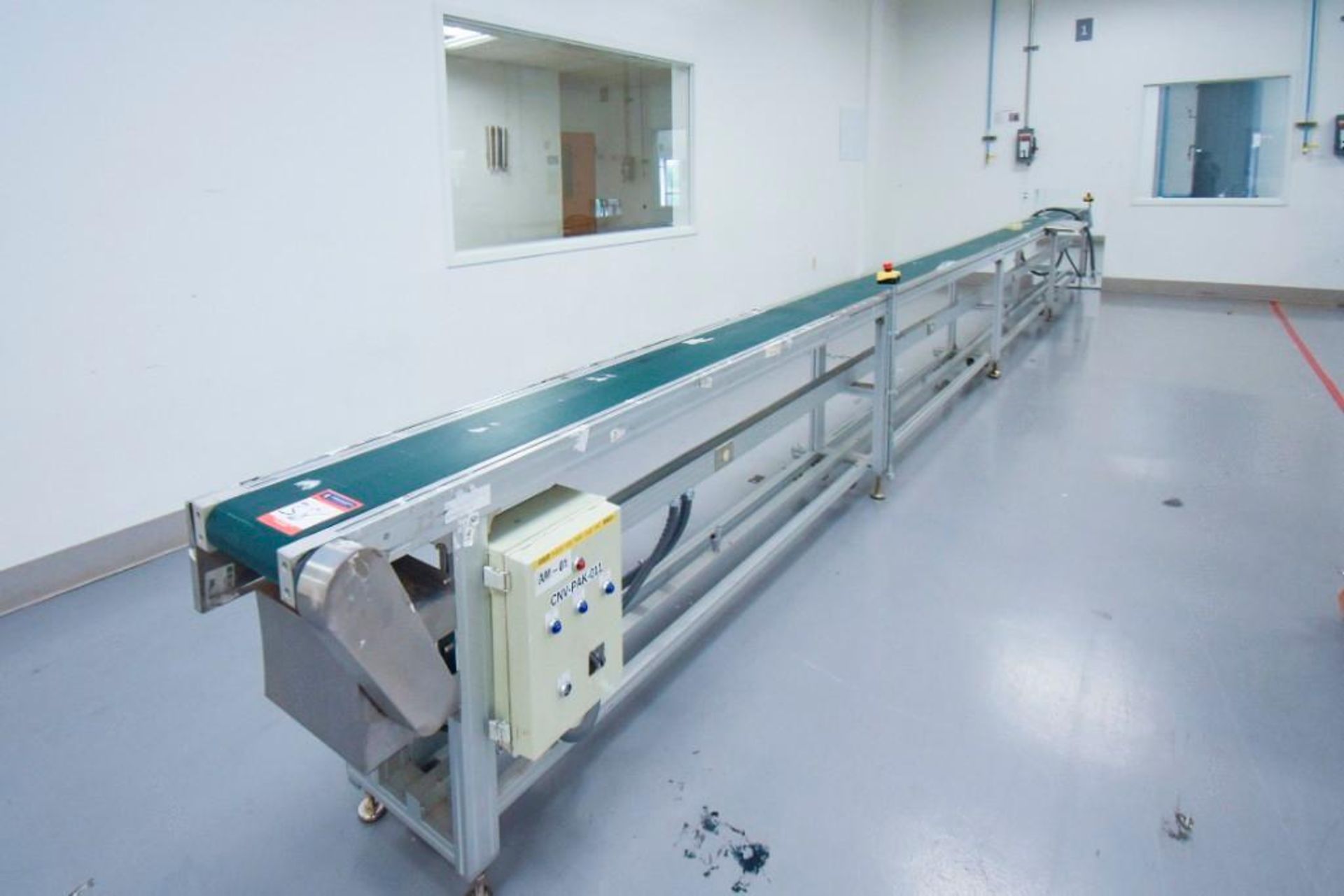 Horizontal Conveyor with Quality Control Table (CNV-PAK-011) - Image 2 of 4