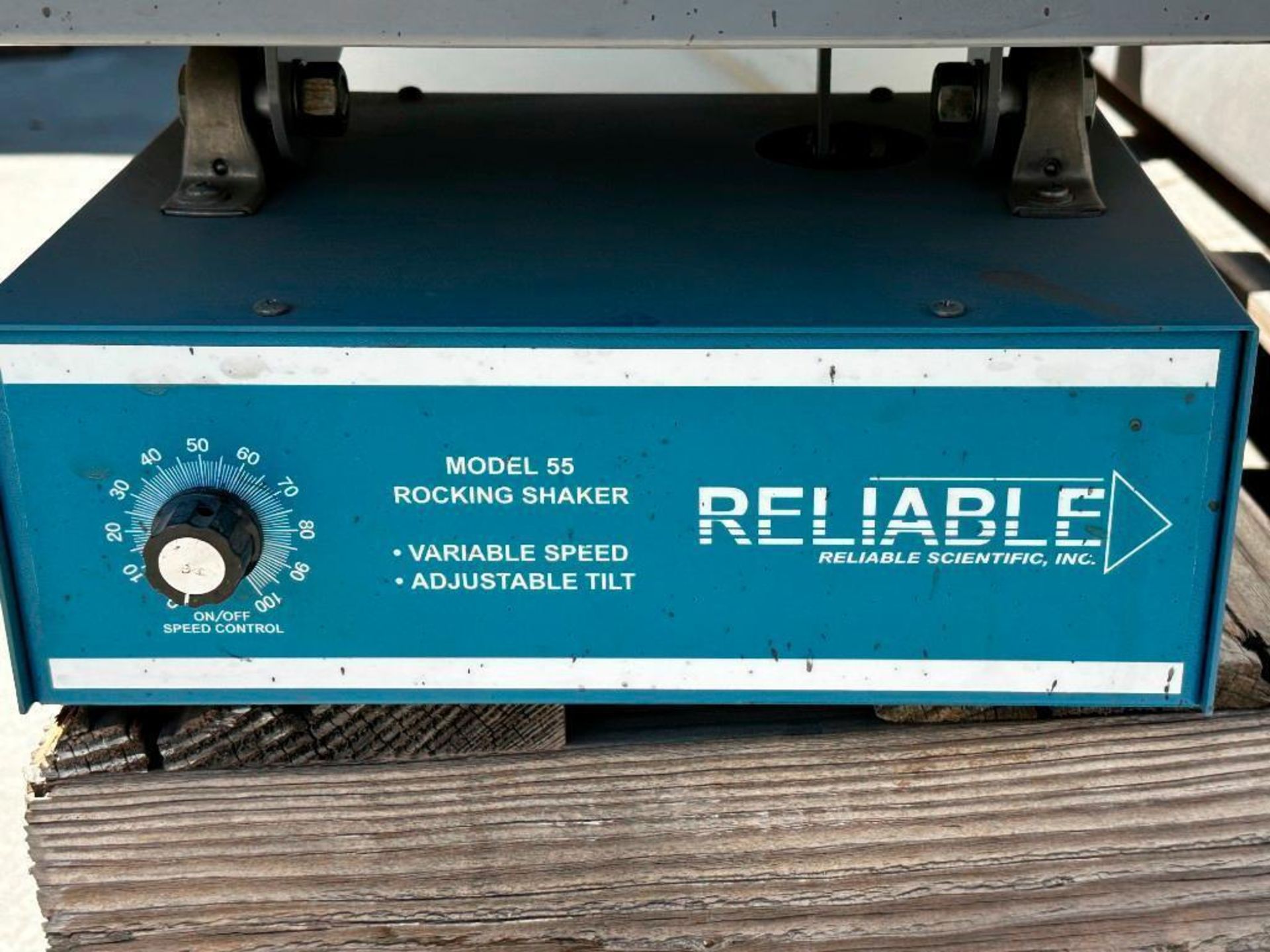 Reliable Scientific Rocking Shaker Model: 55 - Image 3 of 3