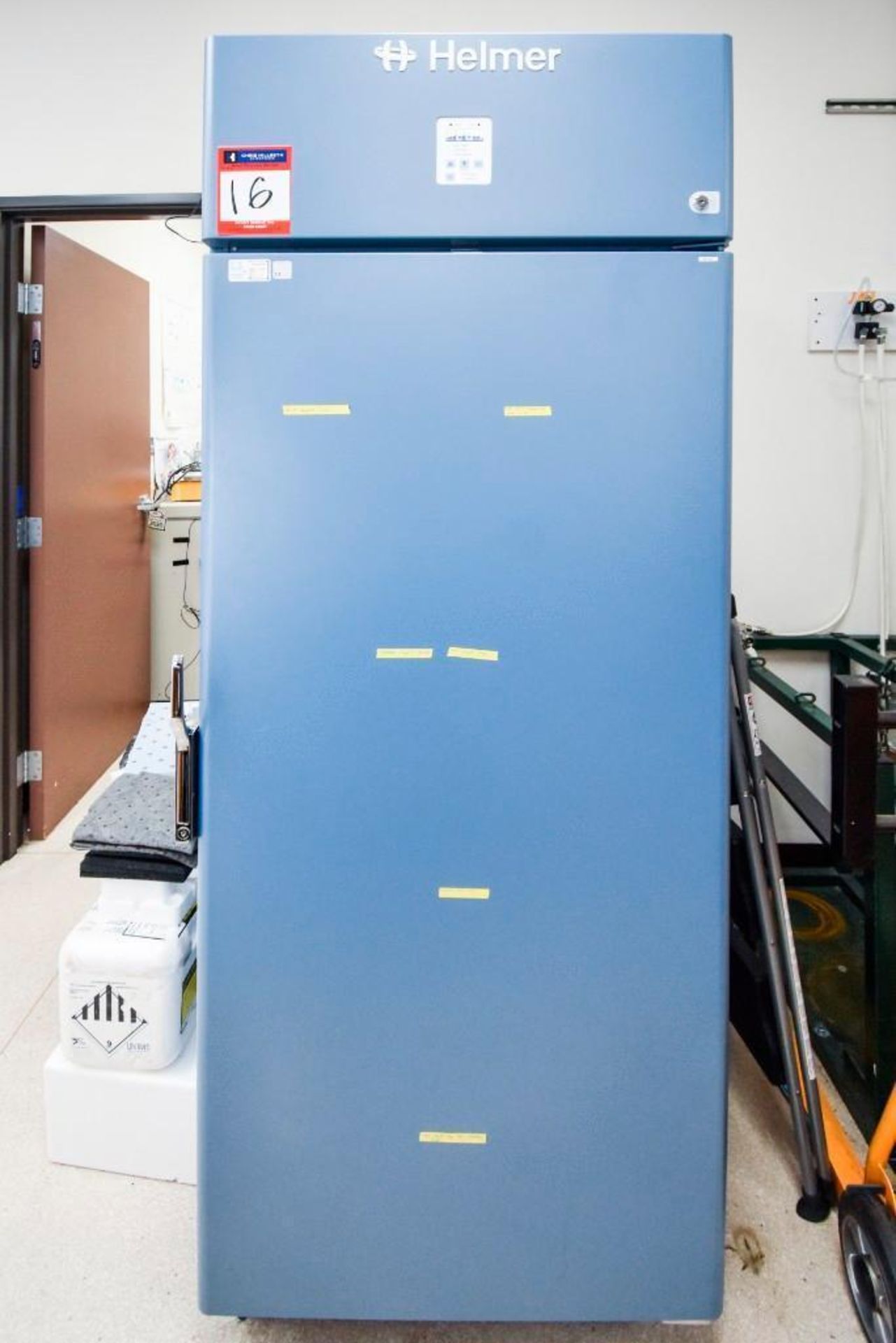 Helmer HLF125 Laboratory Freezer