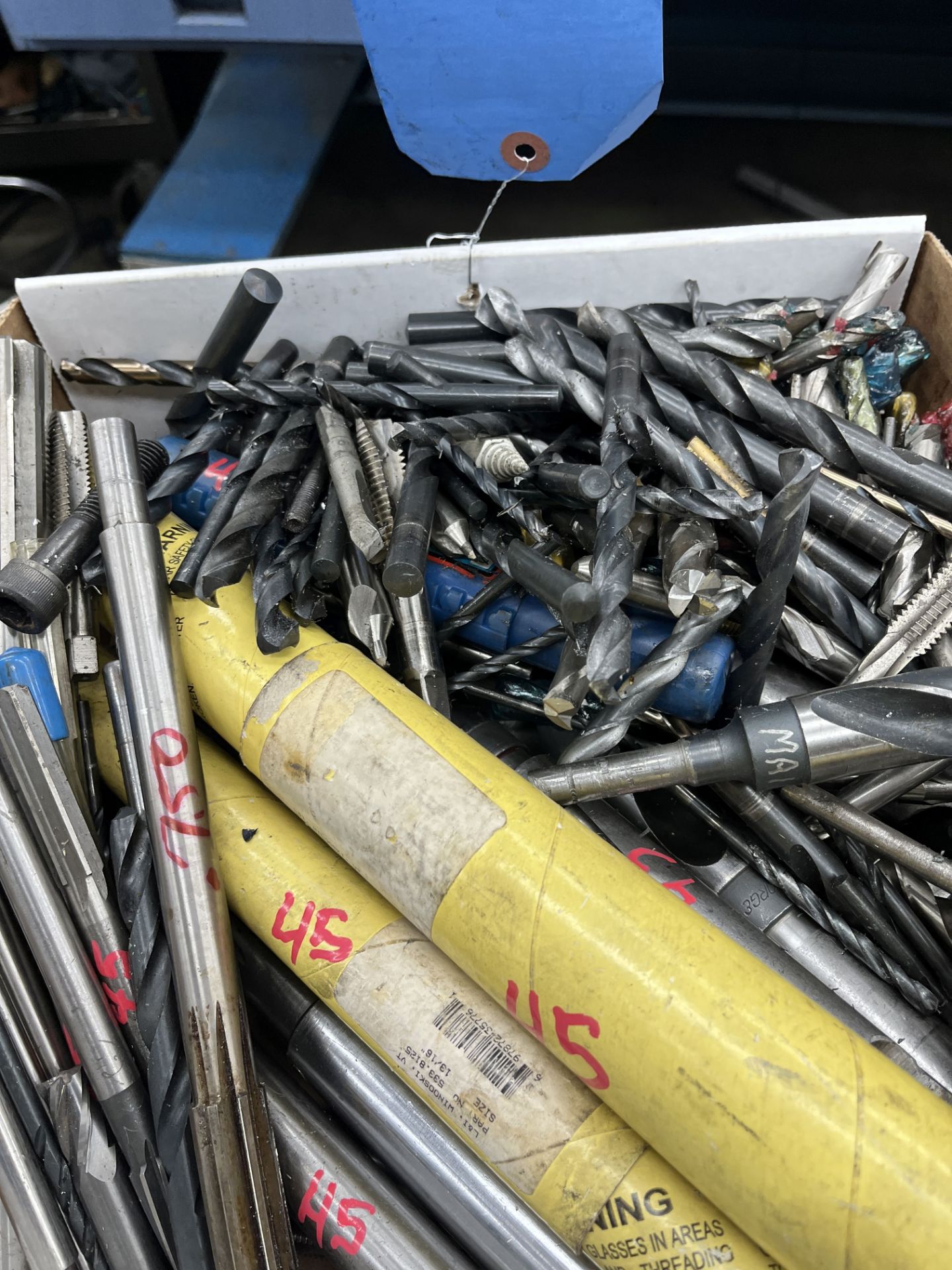 ASSORTMENT OF PERISHABLE TOOLING, REAMERS, END MILLS, DRILLS - Image 4 of 4