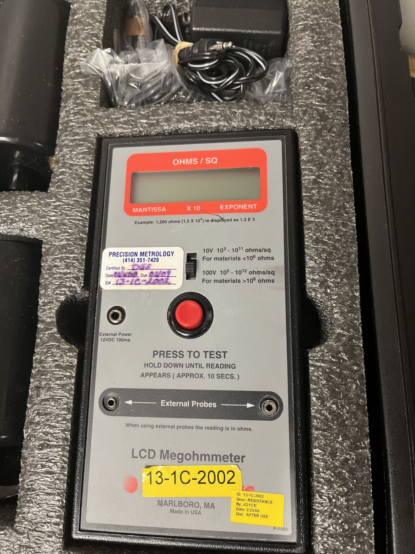 ESD SYSTEMS LCD MEGOHMMETER - Image 3 of 4