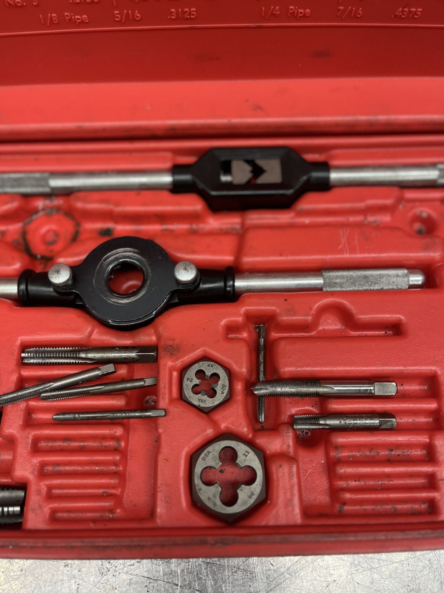 VERMONT TAP AND DIE SET WITH WRENCHES IN CASE - Image 9 of 10