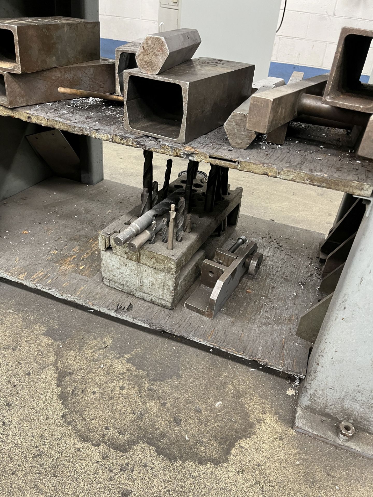 20" CLAUSING MODEL 2276 VARIABLE SPEED PRODUCTION DRILL PRESS; S/N 515016, 24" X 39-1/2" TABLE AREA, - Image 9 of 12
