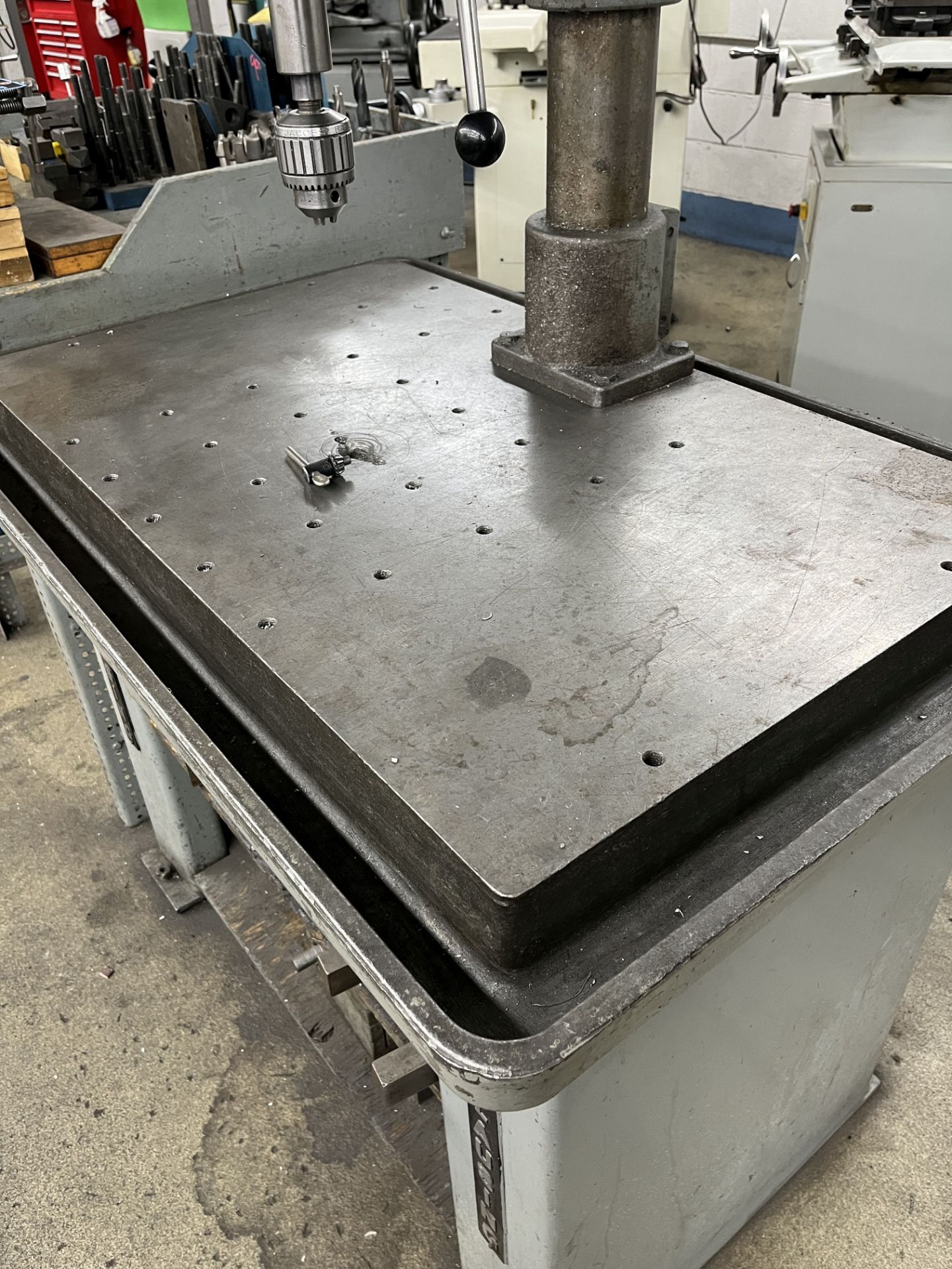 20" CLAUSING MODEL 2276 VARIABLE SPEED PRODUCTION DRILL PRESS; S/N 515016, 24" X 39-1/2" TABLE AREA, - Image 7 of 12