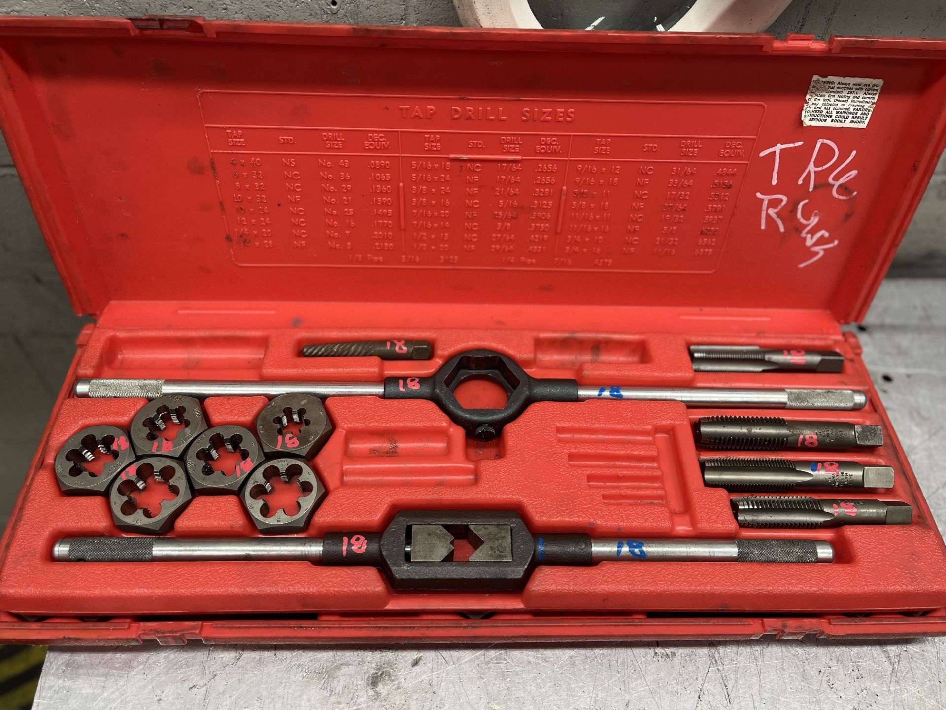 VERMONT TAP AND DIE SET WITH WRENCHES IN CASE - Image 3 of 10