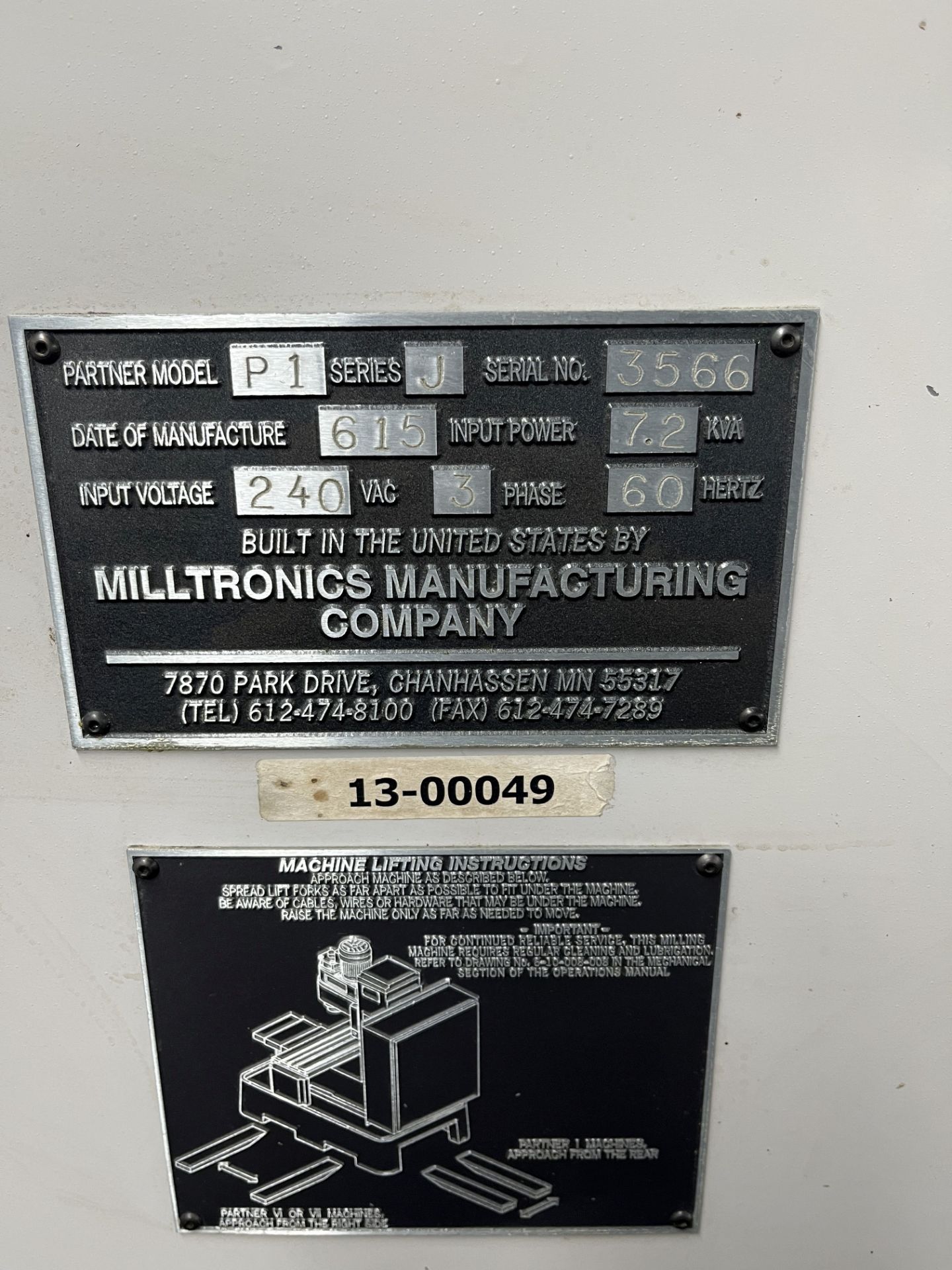 MILLTRONICS MODEL P1 SERIES J CNC VERTICAL MILL; S/N 3566 (NEW 6/2015), X-AXIS TRAVEL 24", Y-AXIS - Image 14 of 15