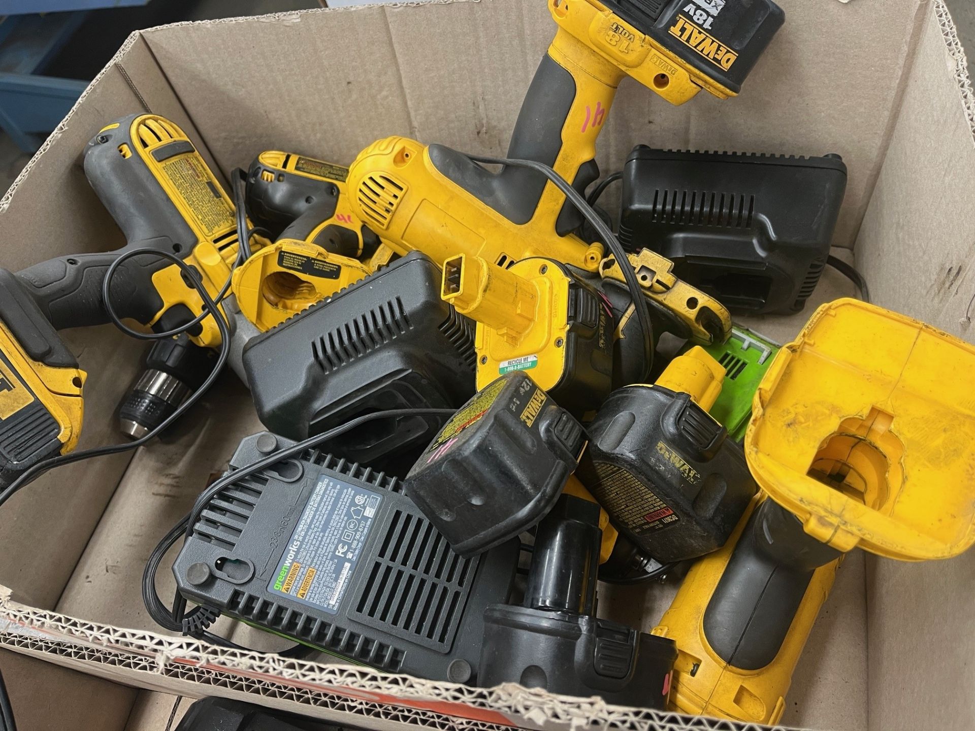 ASSORTED DEWALT CORDLESS DRILLS WITH BATTERY CHARGERS - Image 3 of 4