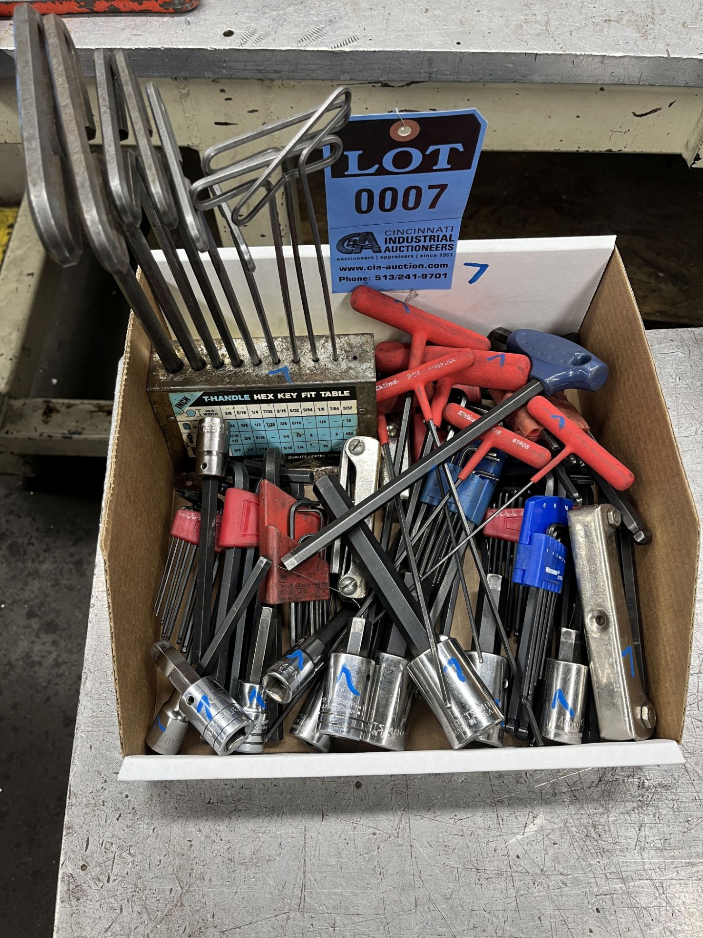 ASSORTMENT OF ALLEN HEX KEY SETS AND T-HANDLE