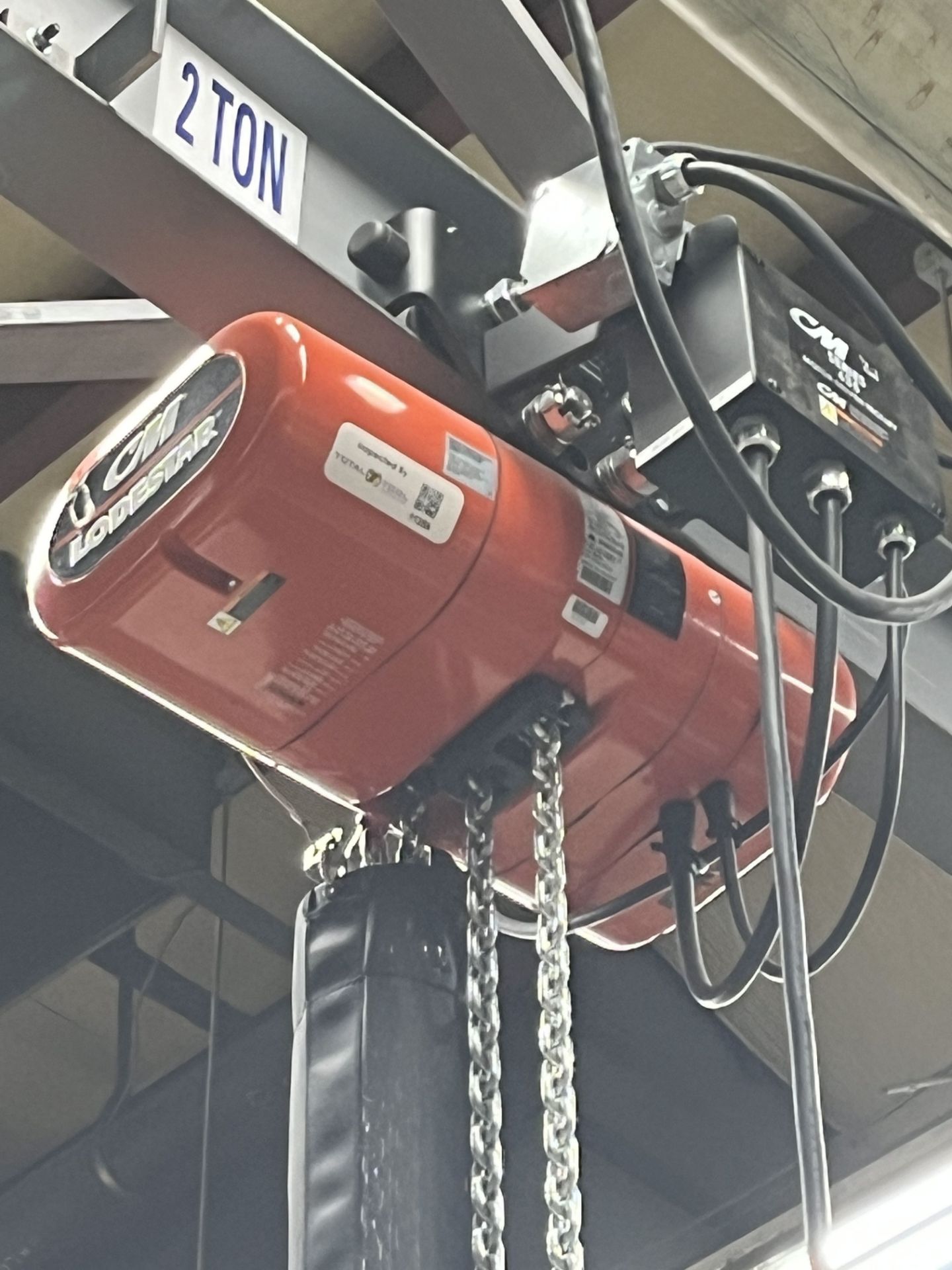 2 TON CM LODESTAR ELECTRIC HOIST AND TROLLEY WITH PENDANT - NO CROSSBEAM OR RAIL **Loading Fee Due - Image 4 of 6
