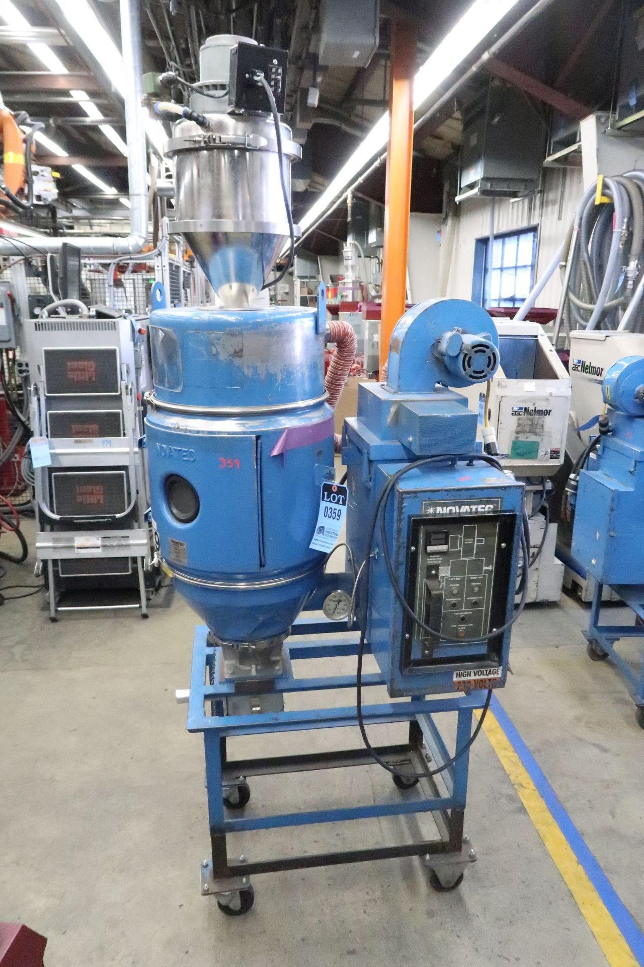 NOVATEC MODEL MD-25 DRYER; S/N N/A, WITH HOPPER AND LOADER **Loading Fee Due the "ERRA" CARY