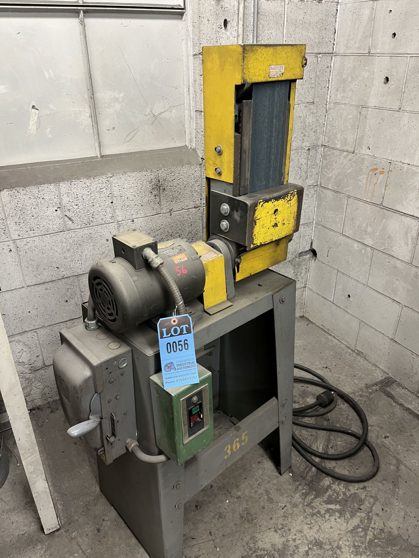 6" BELT SANDER; S/N 490014, ON STAND, 3 HP BALDOR MOTOR, 3/60/230/460 VOTL, AB ON/OFF SWITCH, SQUARE