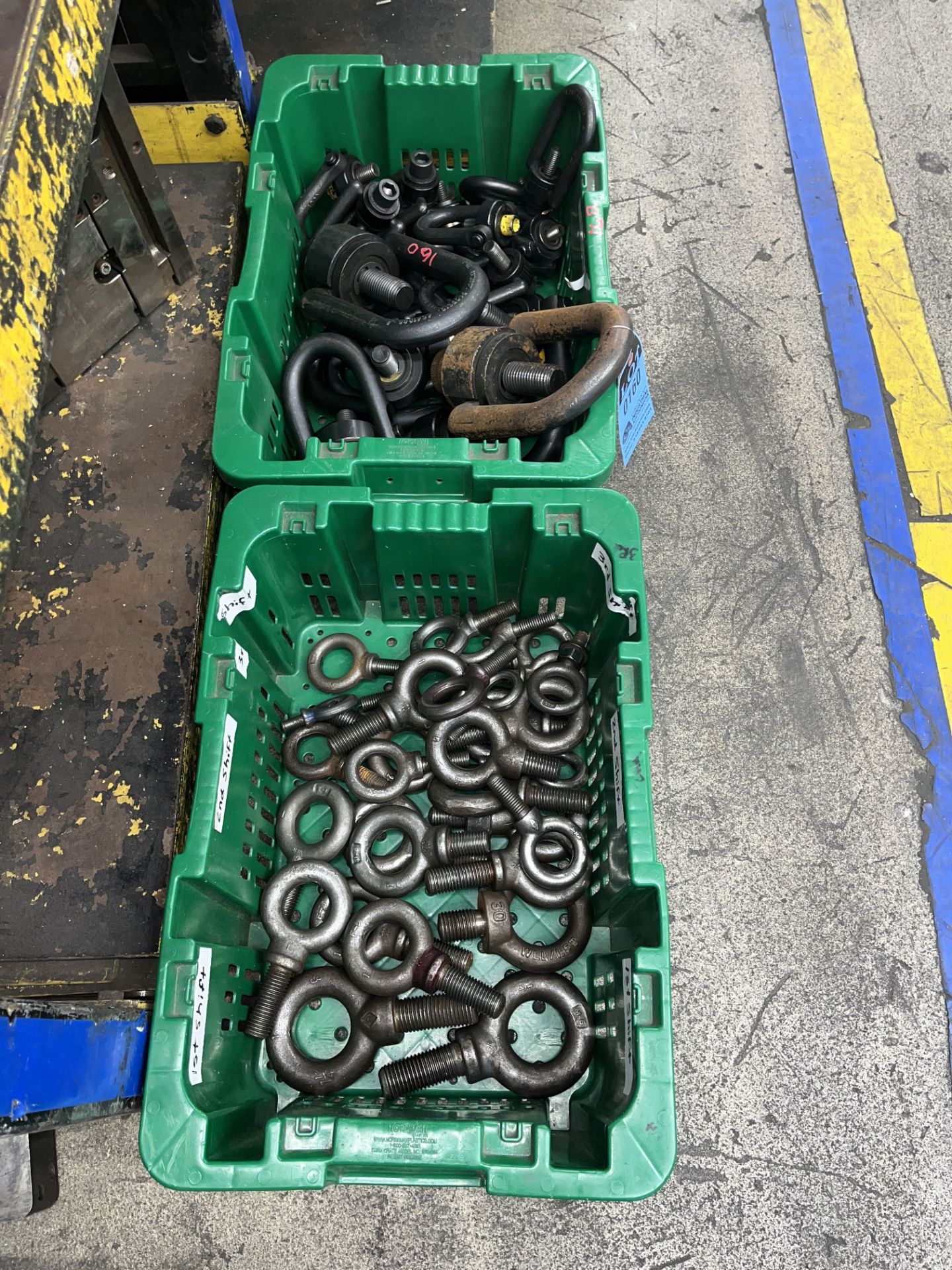 EYE BOLTS AND SWIVEL CLEVIS LIFTING RIGS