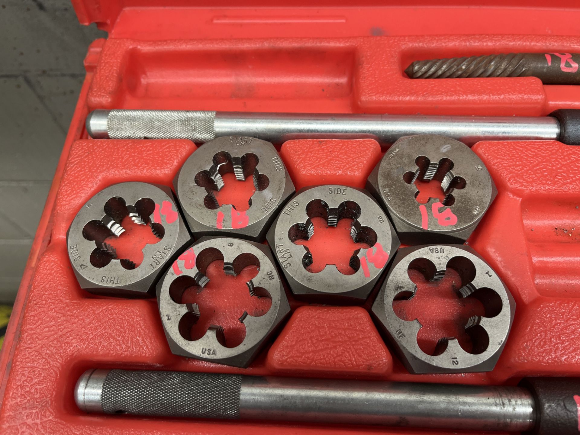 VERMONT TAP AND DIE SET WITH WRENCHES IN CASE - Image 4 of 10