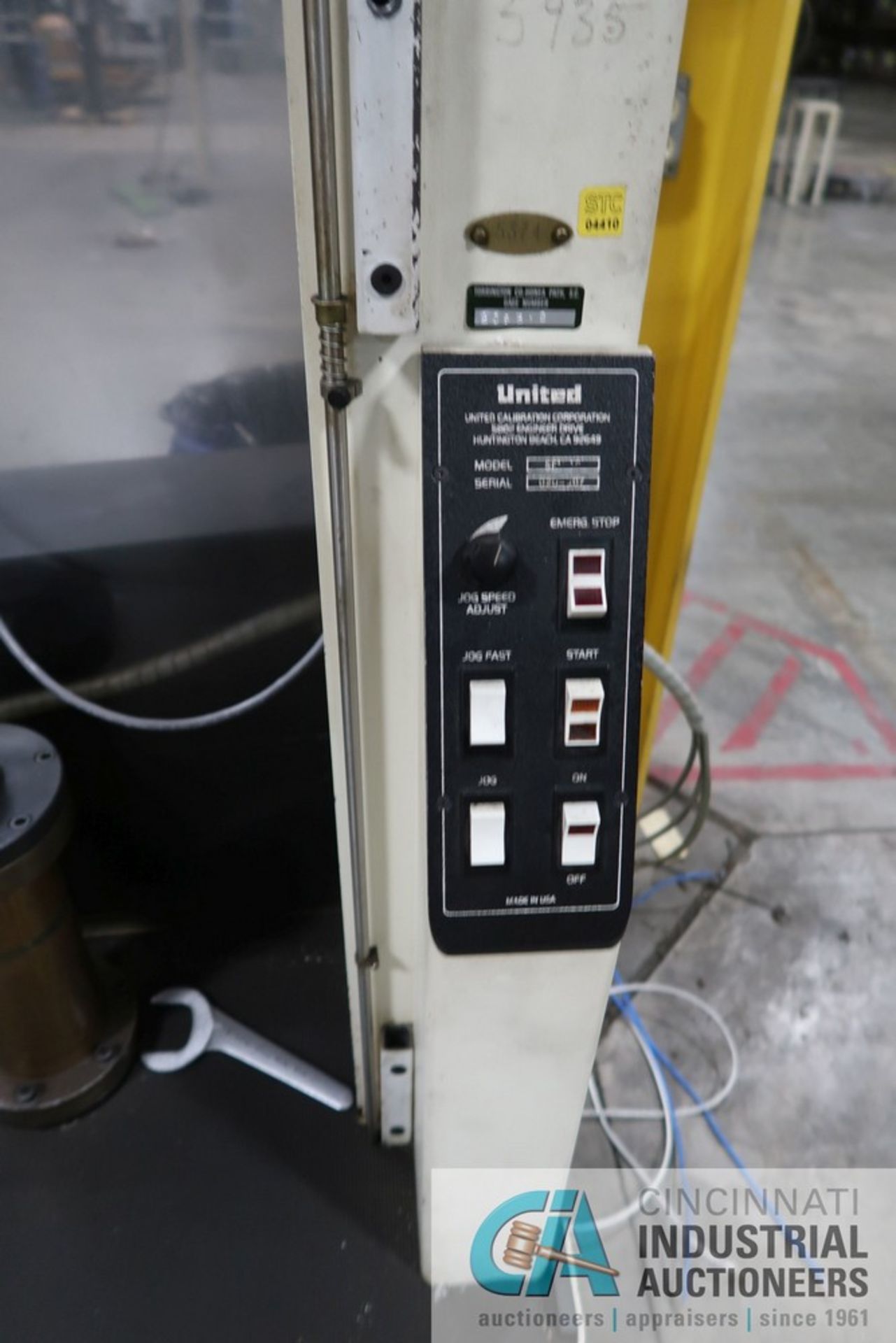 UNITED MODEL SFN19 TENSILE TESTER; S/N 0204307 - Image 5 of 6