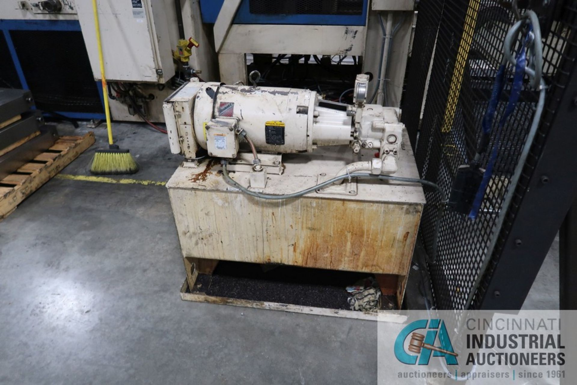 ****730 TON MORI MODEL FB650-FD-BH FINE BLANKING PRESS & PERFECTO FEED LINE****Bid confirmation - Image 18 of 28